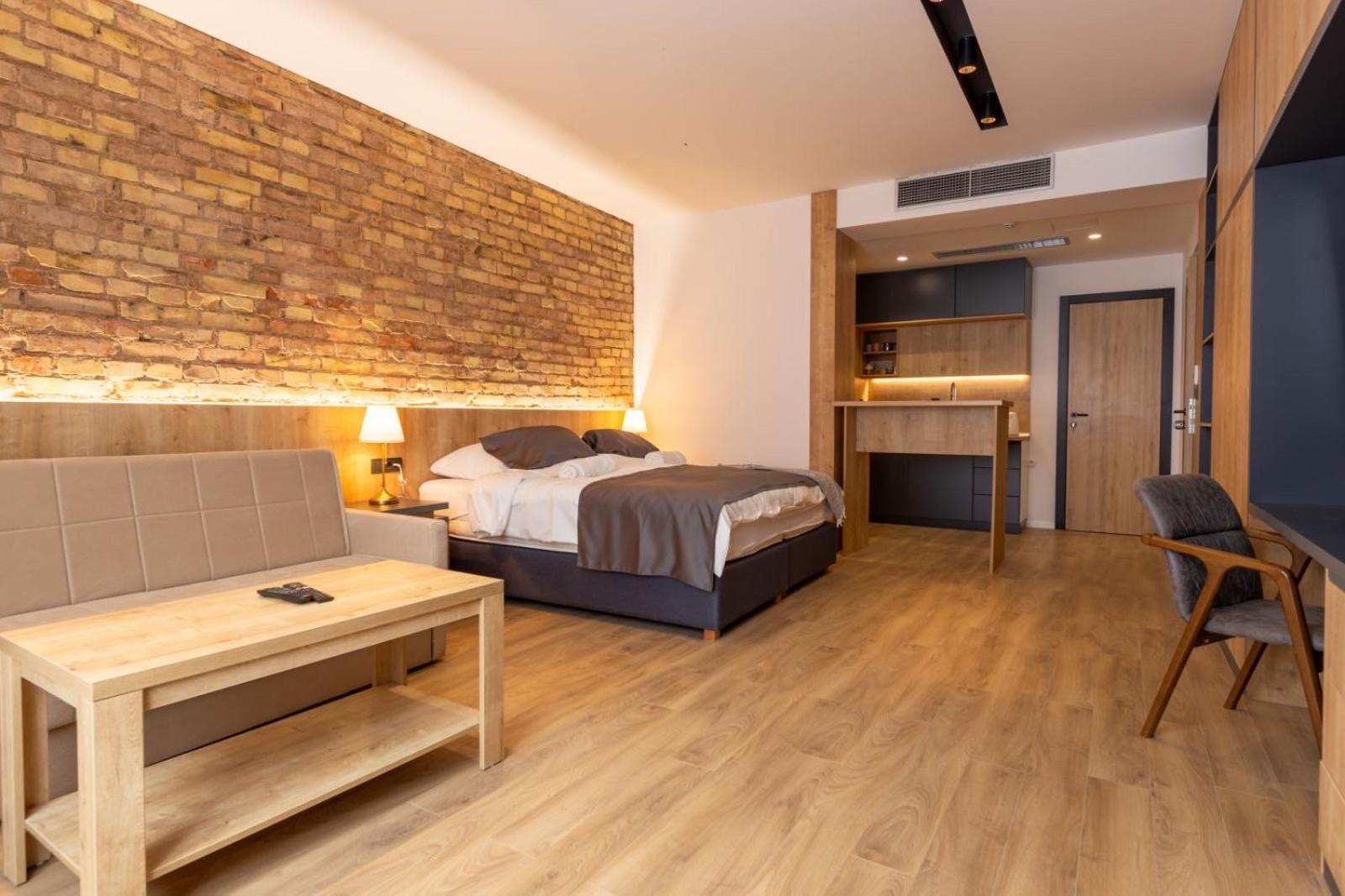 Apartmoon view 2
