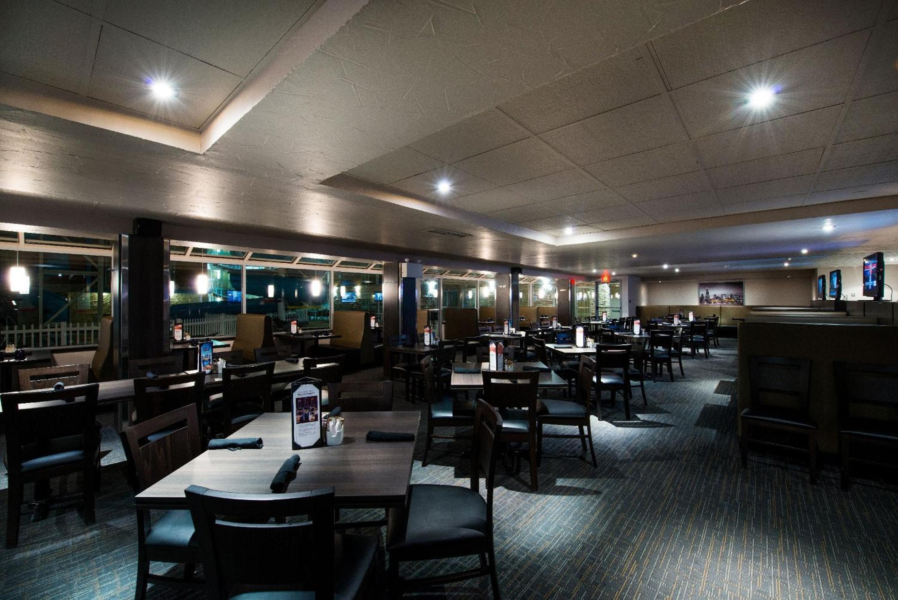 Thunder Bay Vacations - Superior Inn Hotel and Conference Centre Thunder Bay - Property Image 8