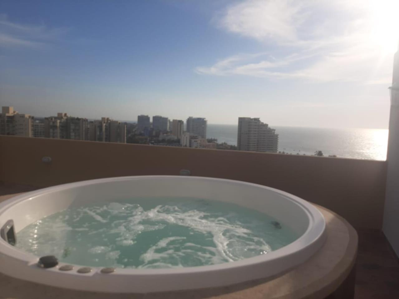Hermoso apartamento a 300 m Playa Bello Horizonte Pozos colorados