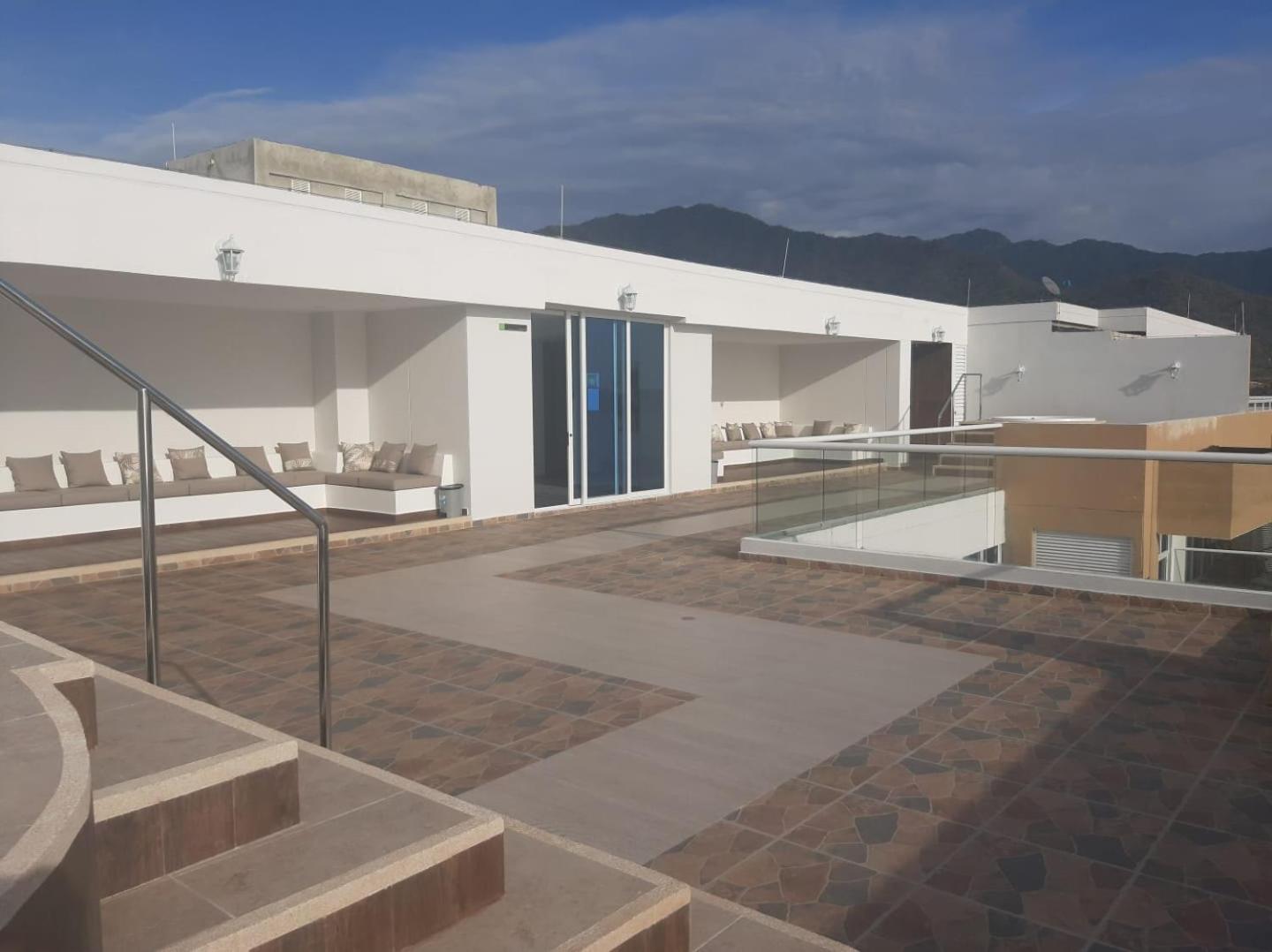 Hermoso apartamento a 300 m Playa Bello Horizonte Pozos colorados
