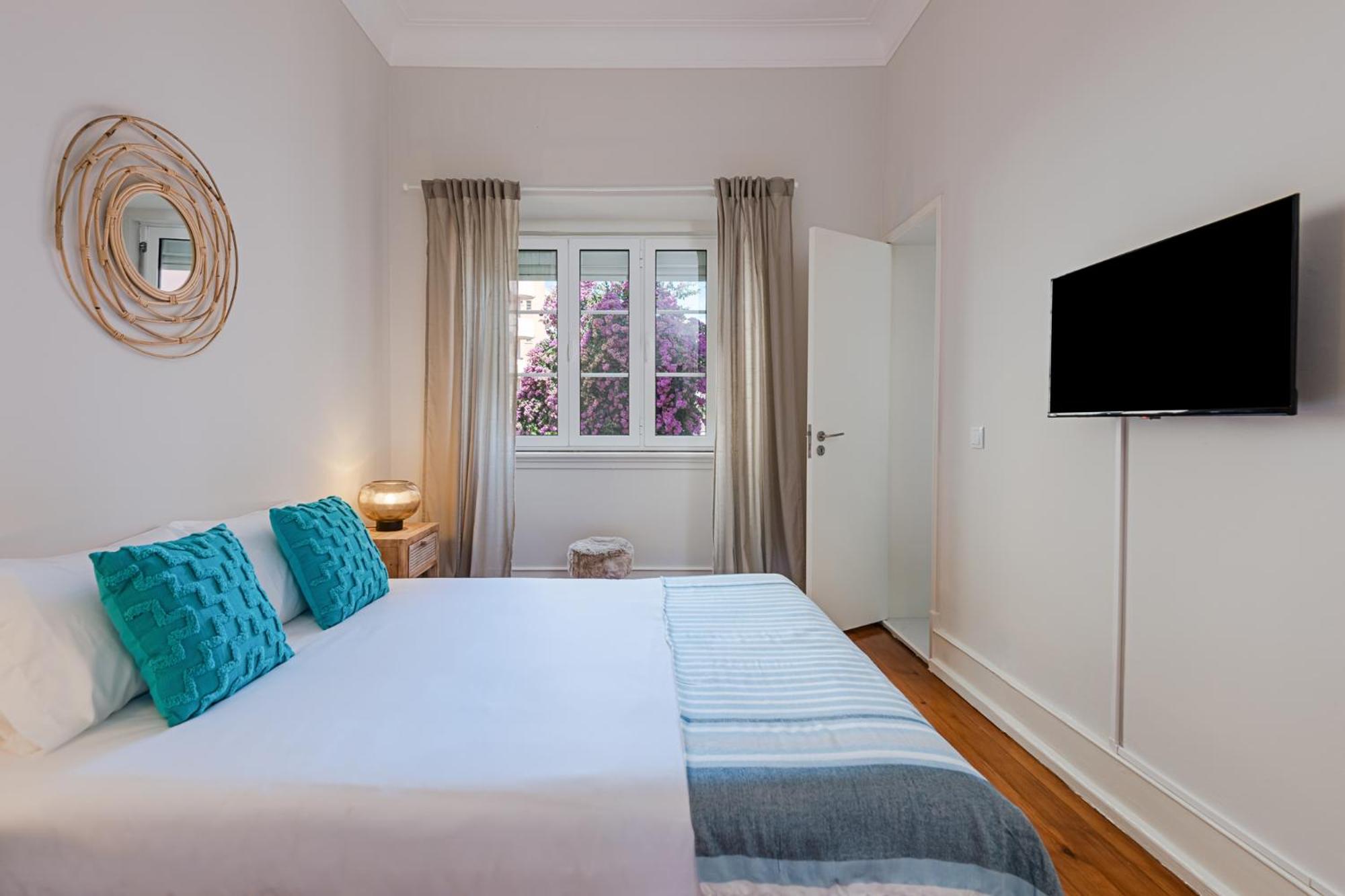 The Local Guest House Lisbon view 4