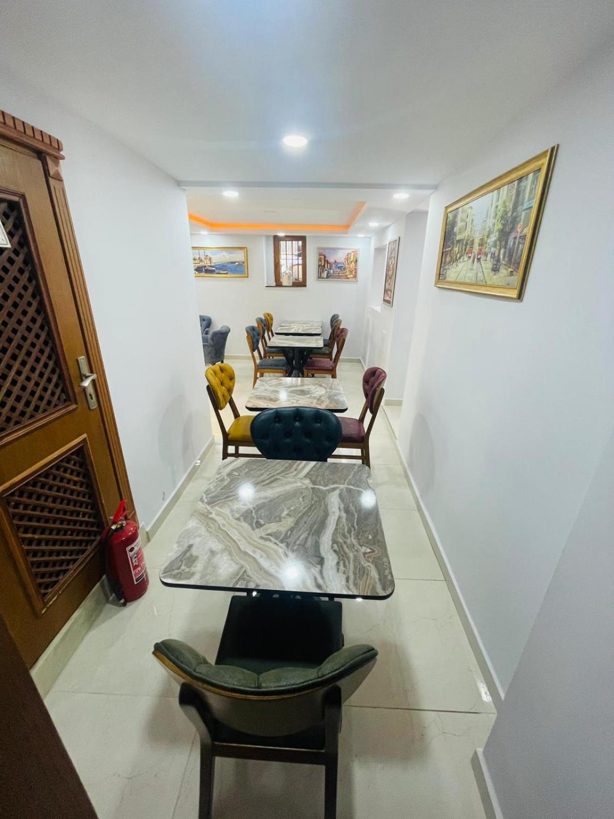 Hotel New House - Image 10