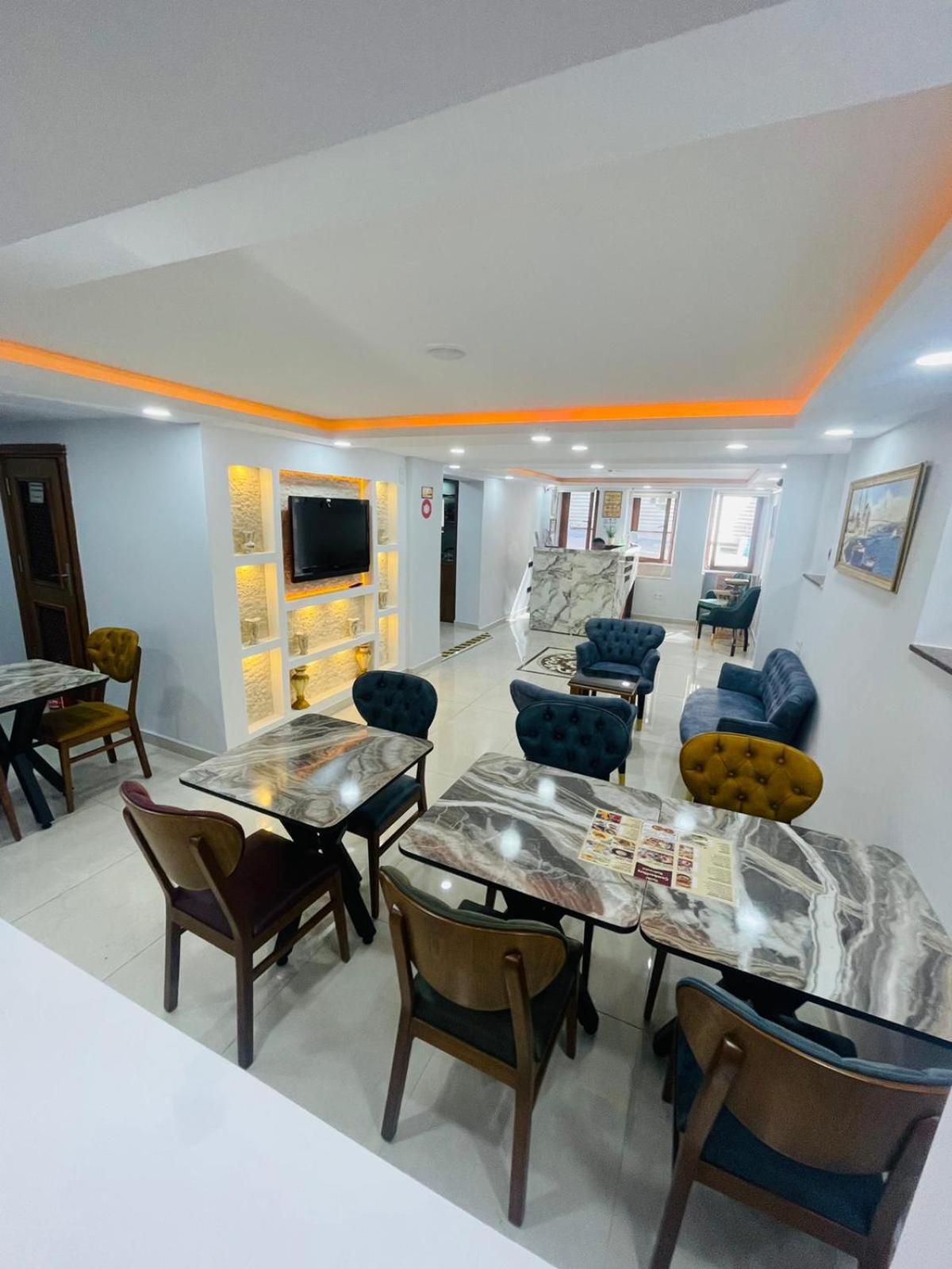 Hotel New House - Image 18