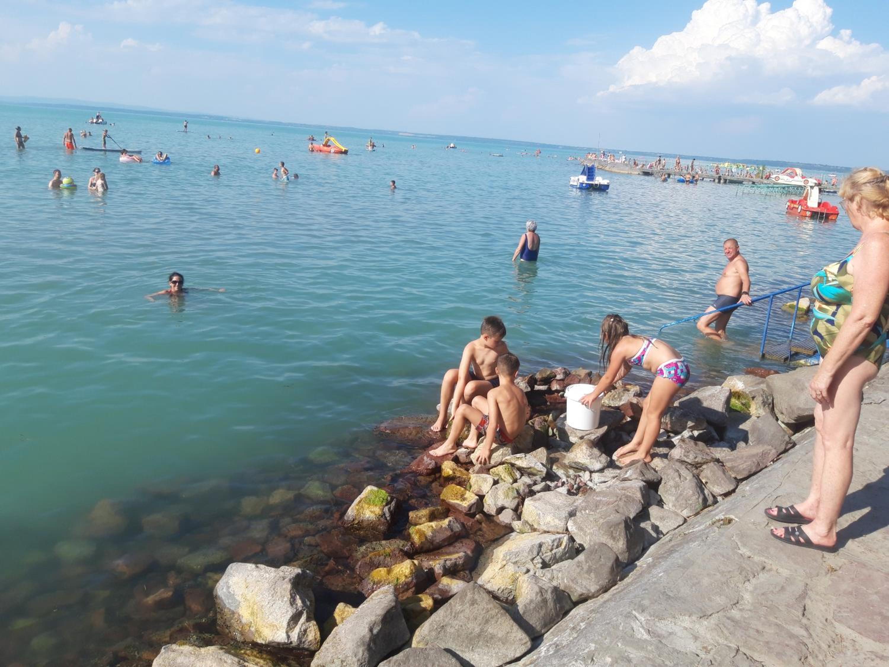 KR Apartman Siófok view 3