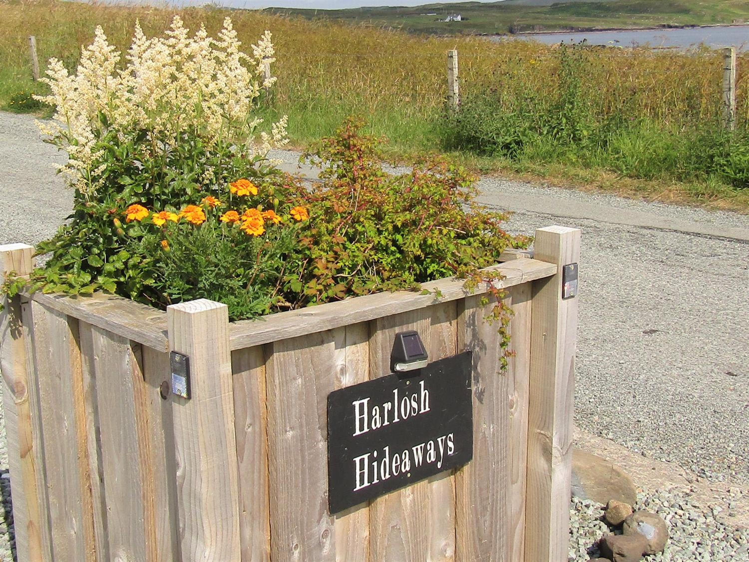 Harlosh Hideaways - Stargazer Pod view 5