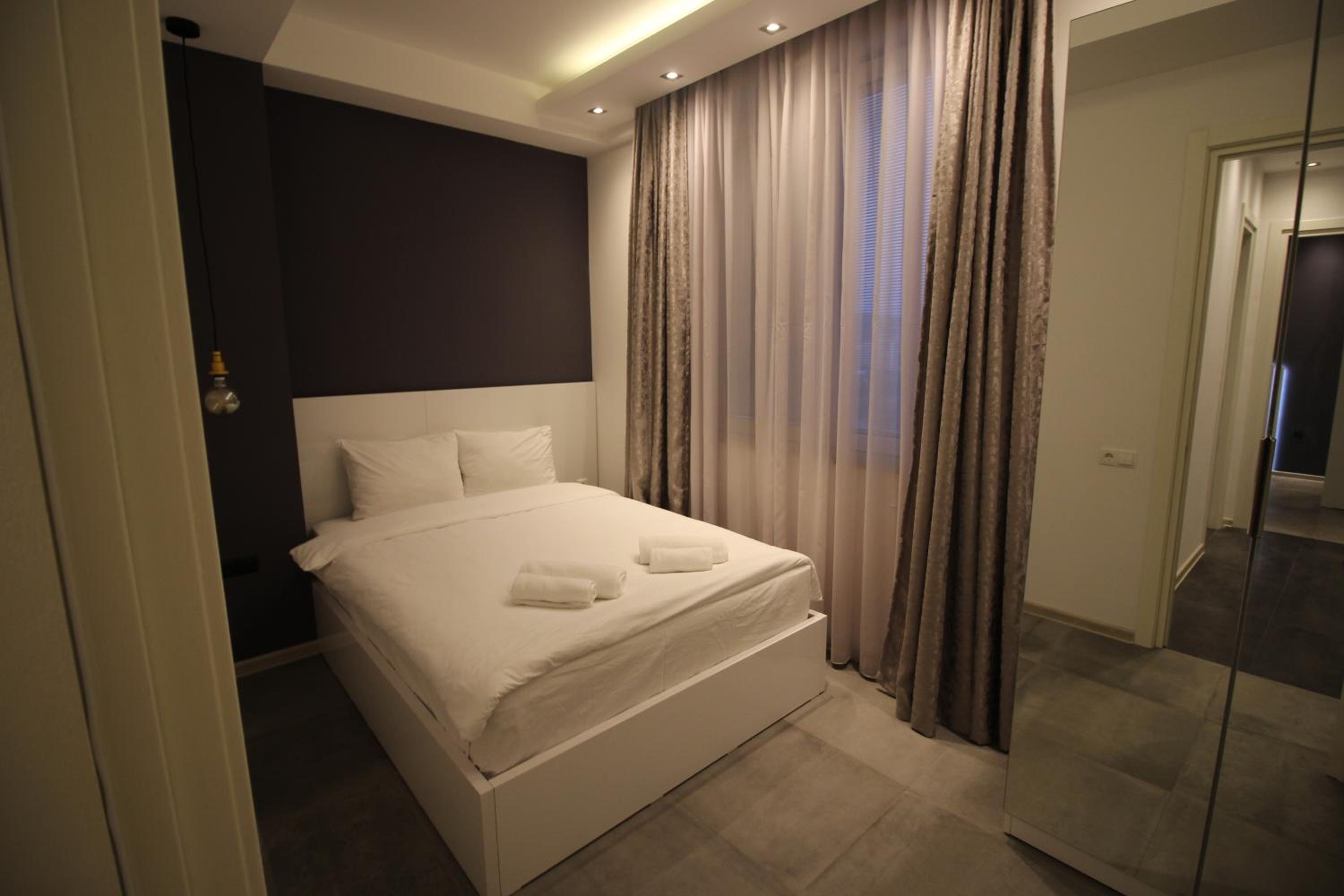 Maxela Apartments — photo 17
