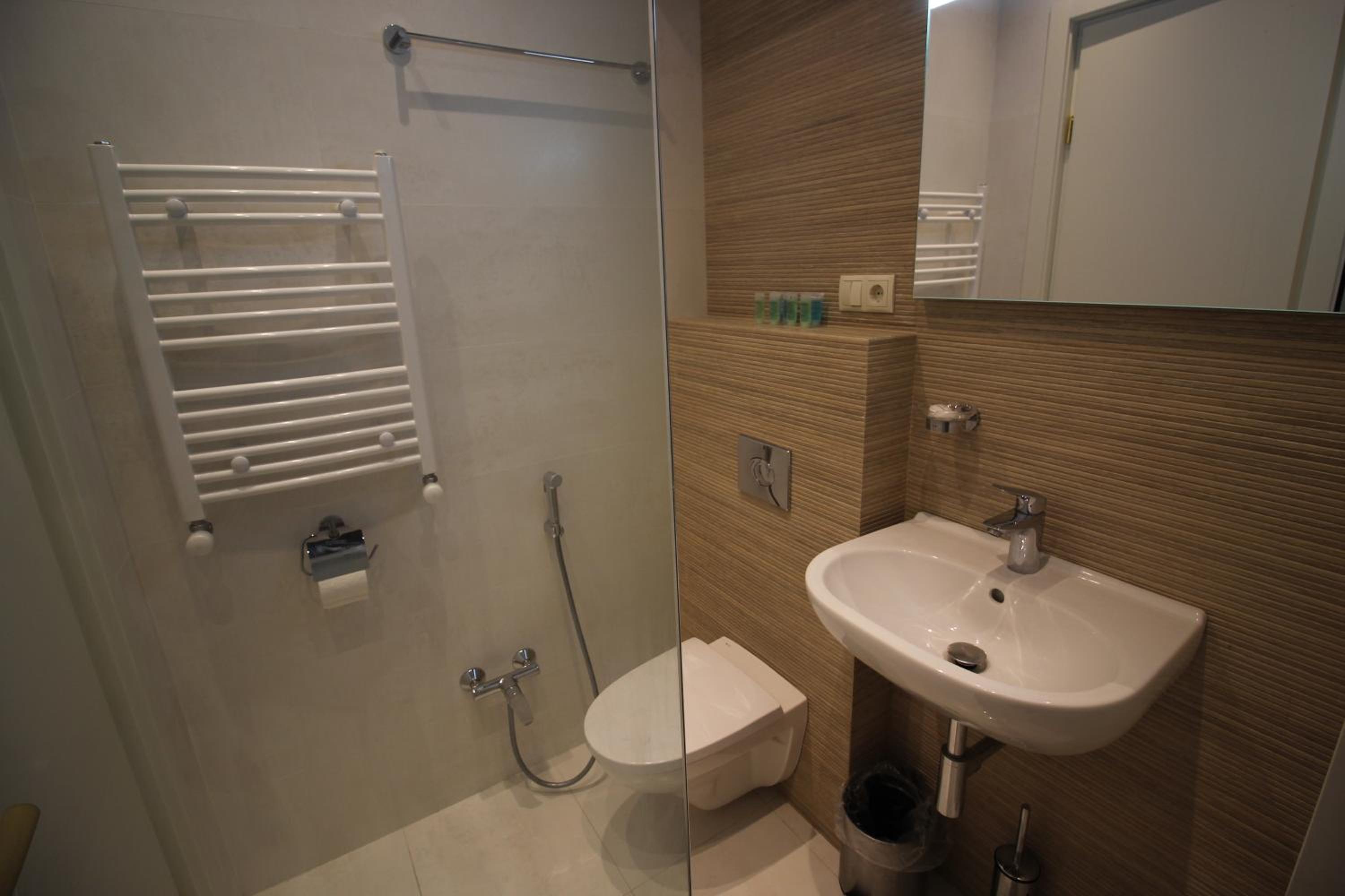 Maxela Apartments — photo 19