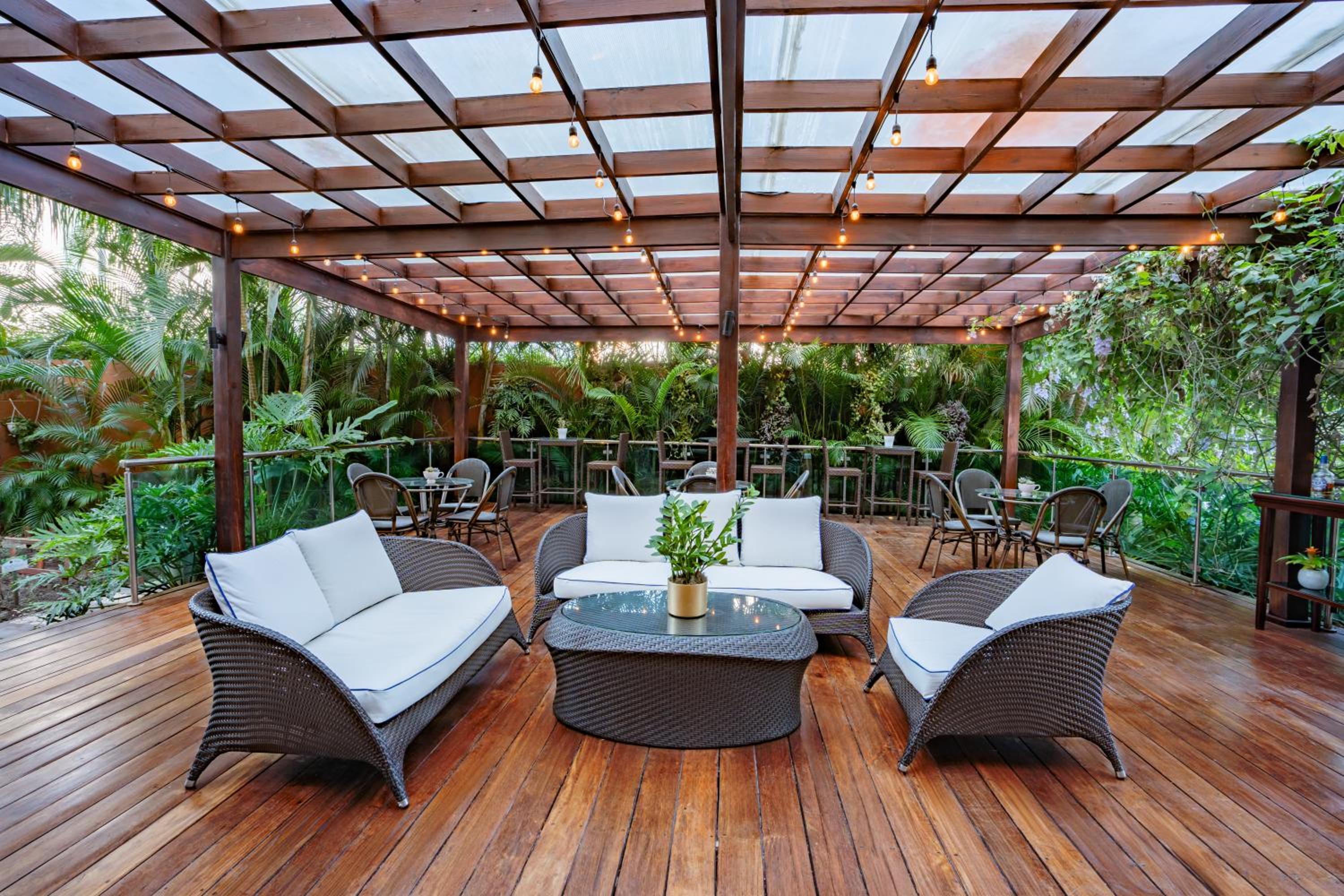 Hodelpa Garden Court