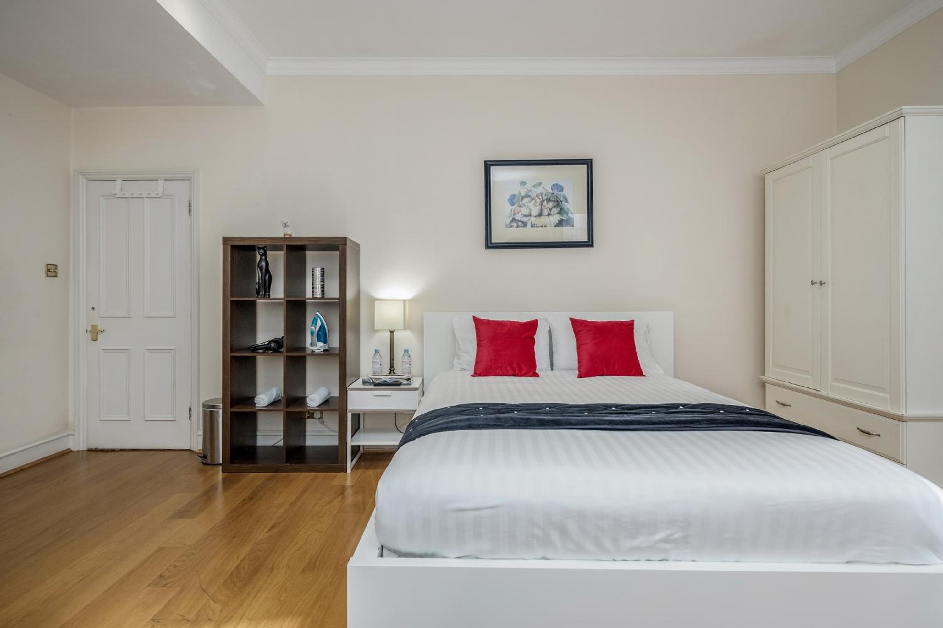 Oxford Street Homestay