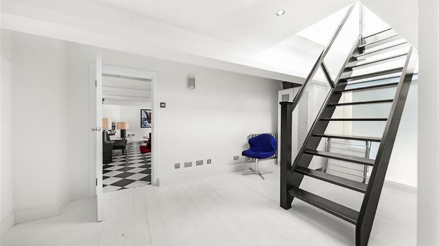 Penthouse Apartment
