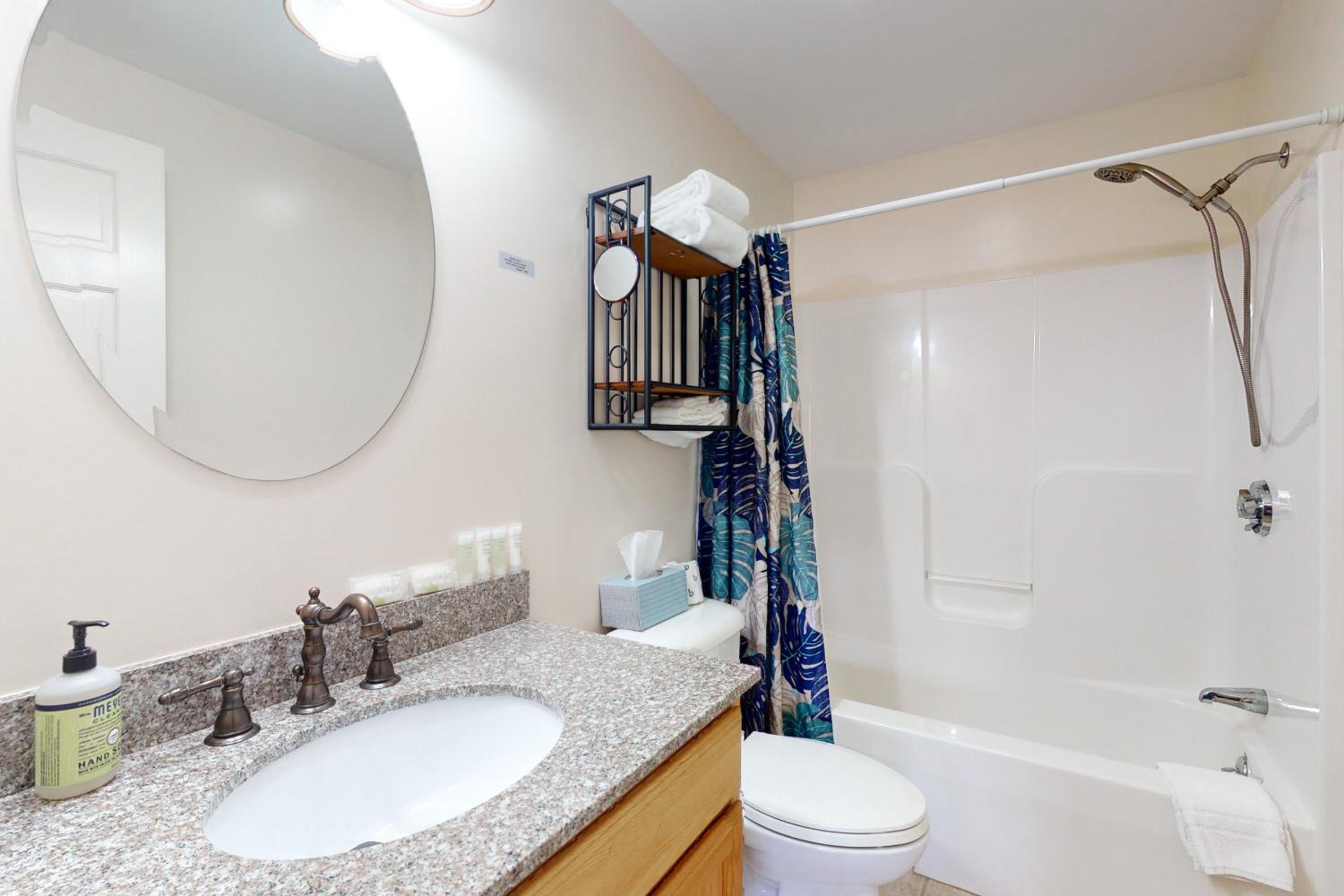 Belle Of Maine Condo 106 - Property Image 4