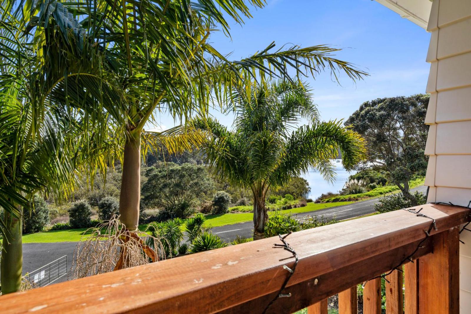 Ota Point Paradise - Whangaroa Holiday Home view 3