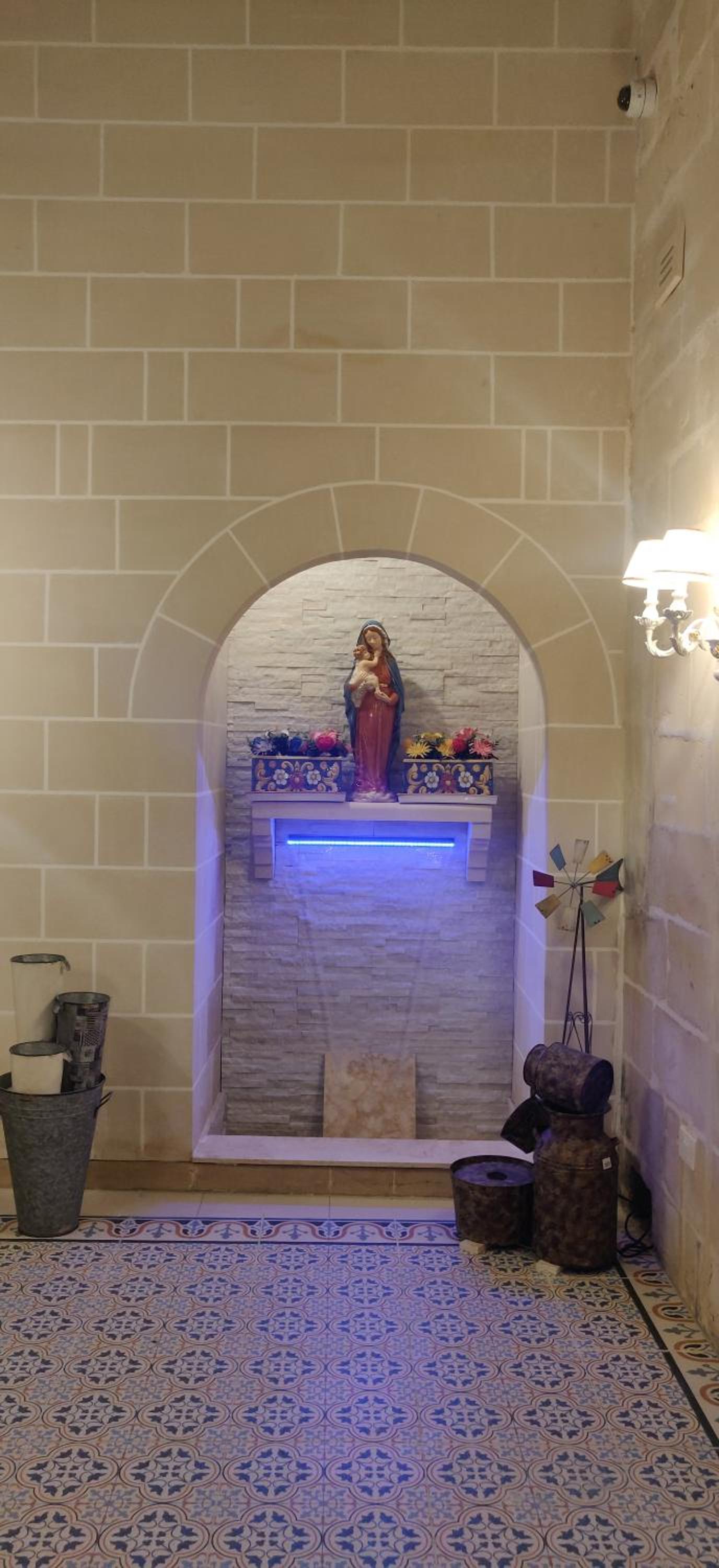 Photo 32