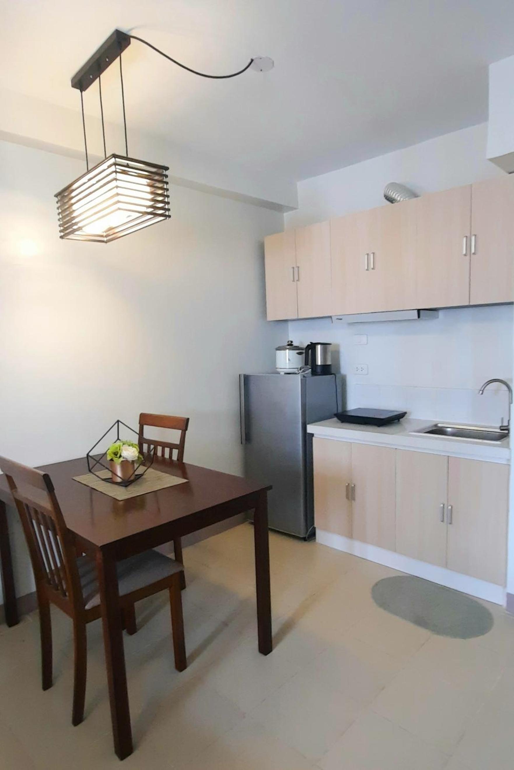 Cozy Studio near Beaches with NetFlix and Pool