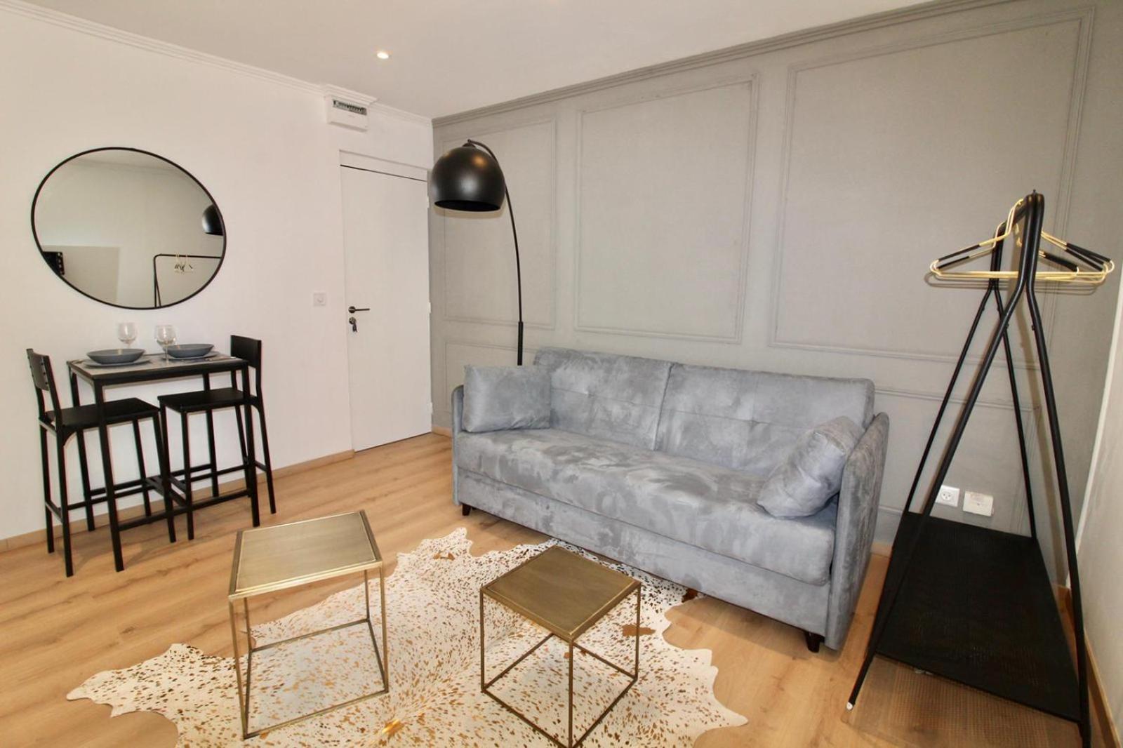 Lovely Renovated Studio Golden Square Pedestrian photo 4