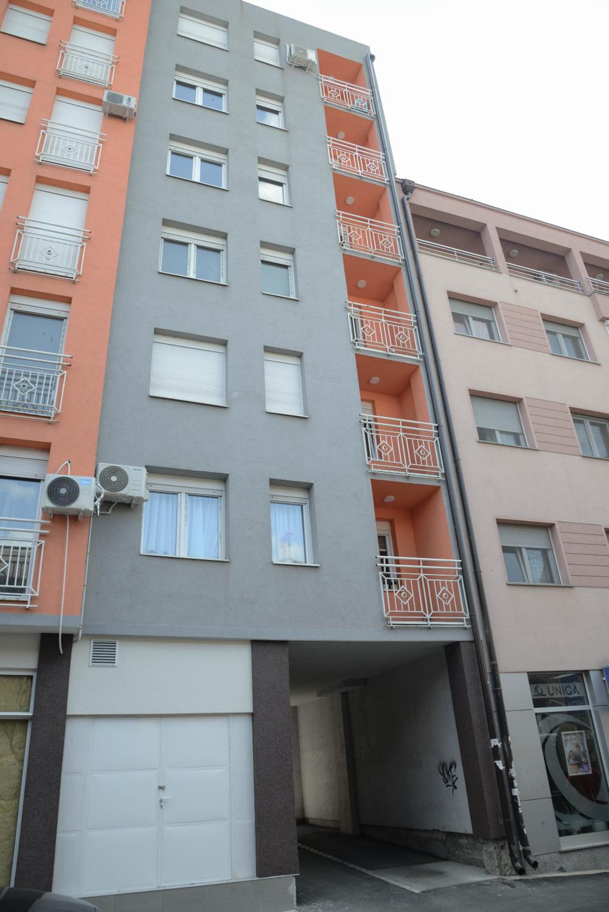 Apartment DobraYa Grey