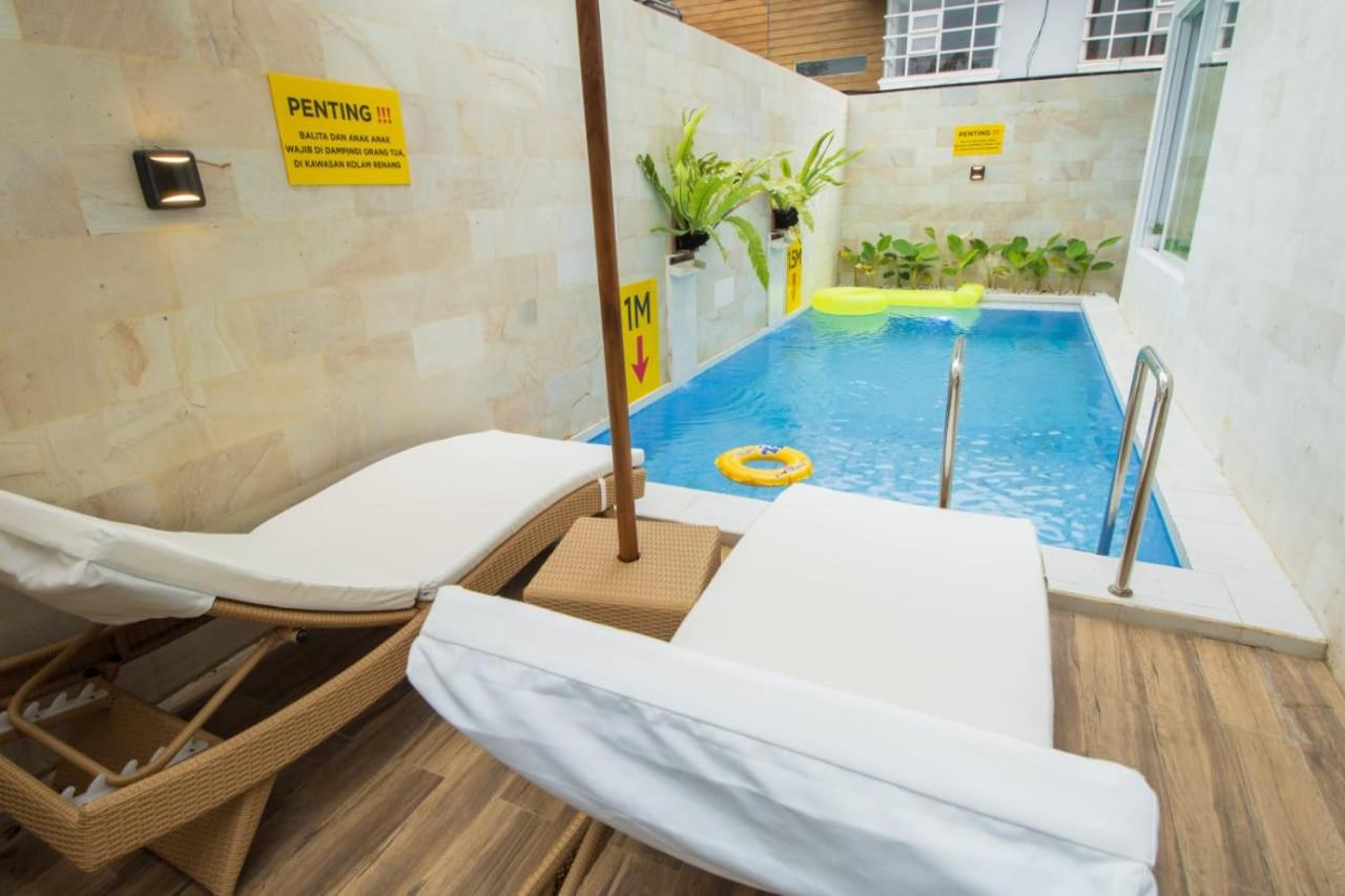 Villa White House Batu view 3