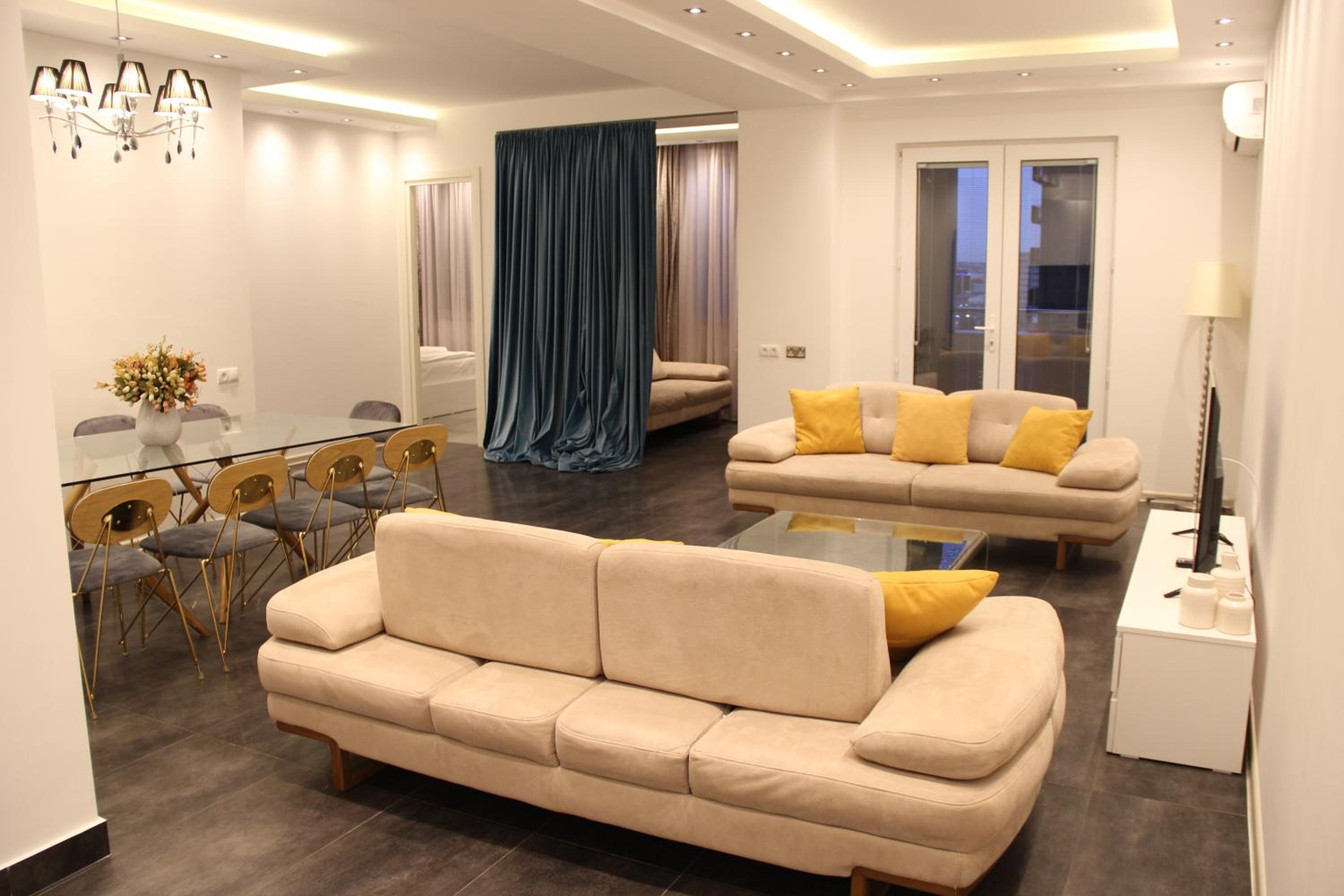 Shartava Deluxe Apartment