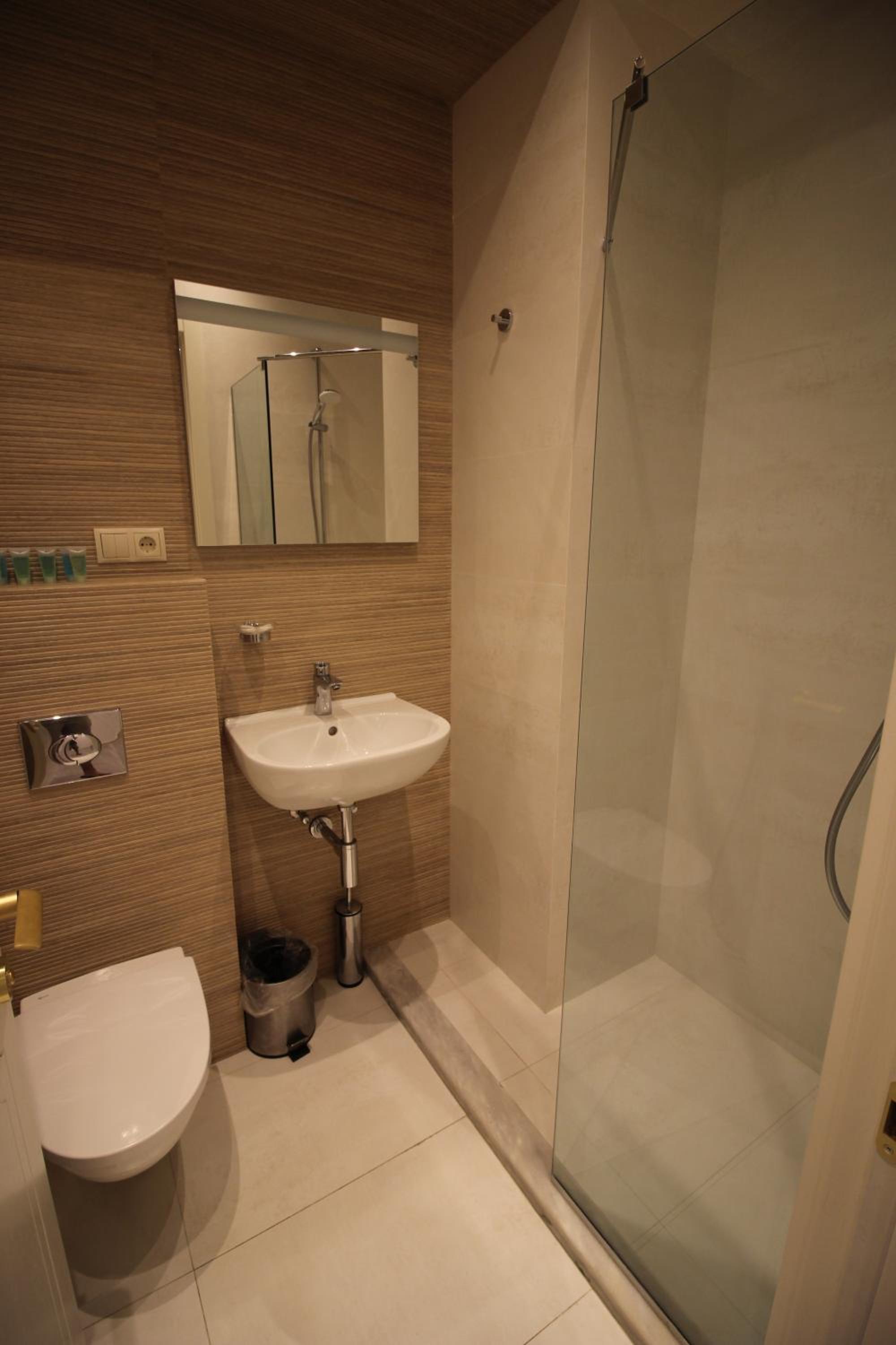 Shartava Deluxe Apartment
