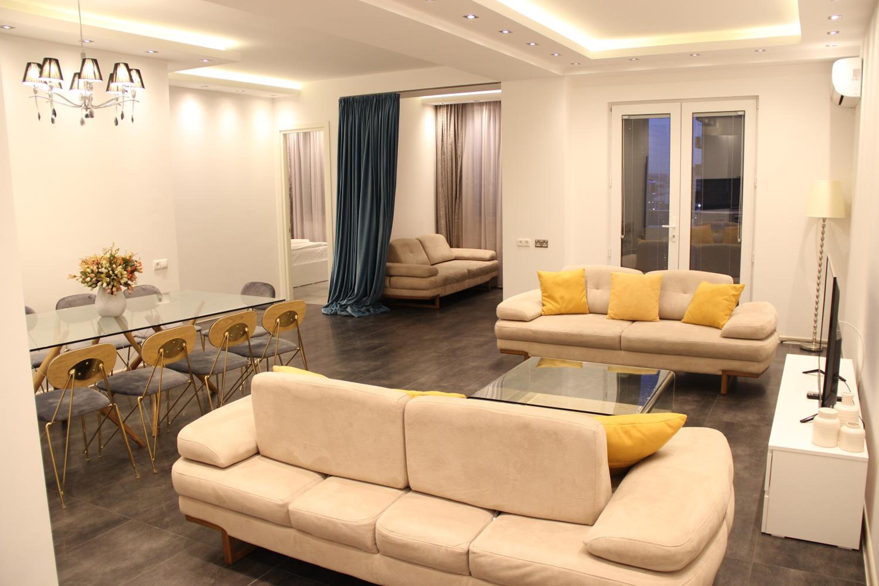 Shartava Deluxe Apartment