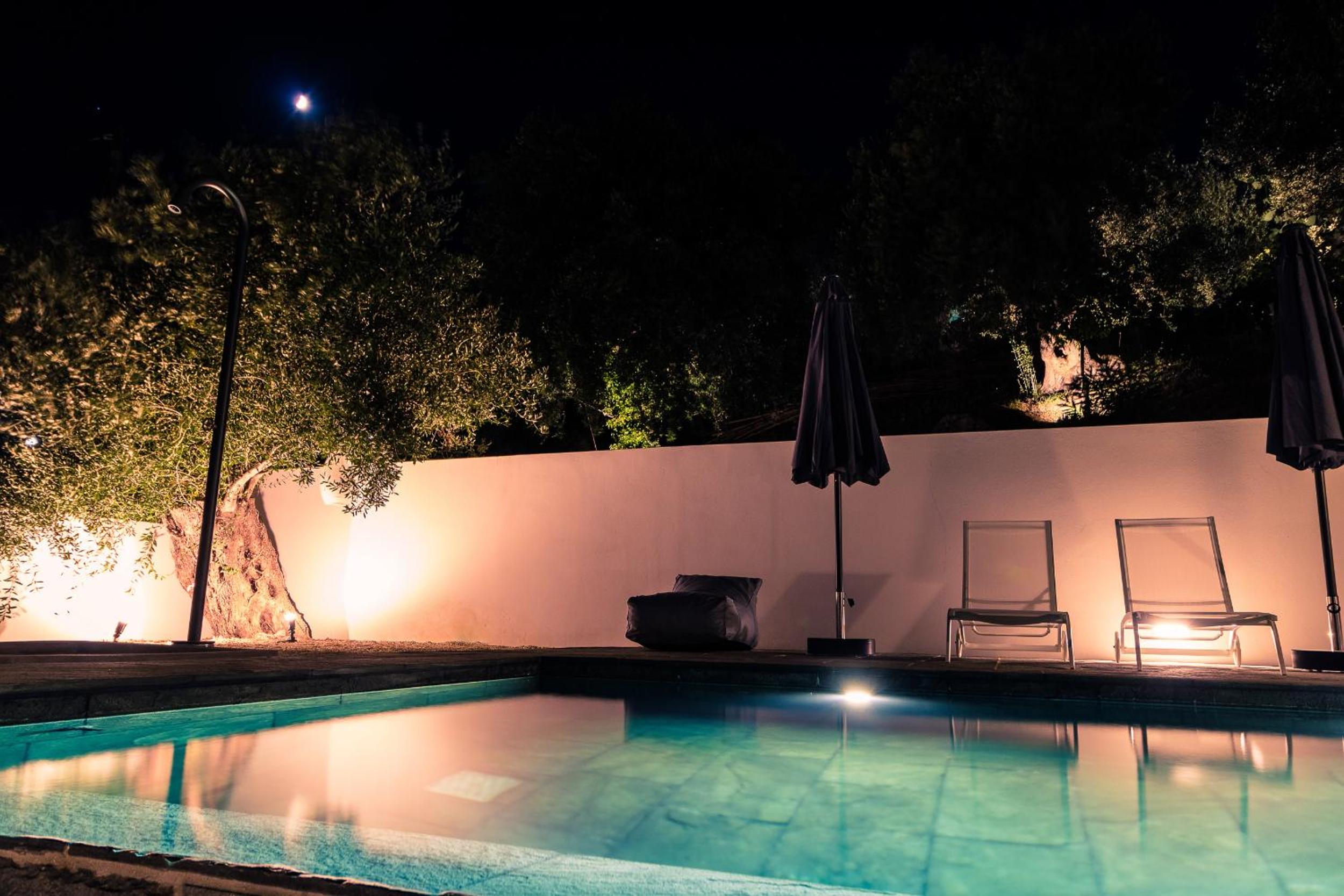 Zoela Corfu - 2 Seperate Houses With Full Privacy