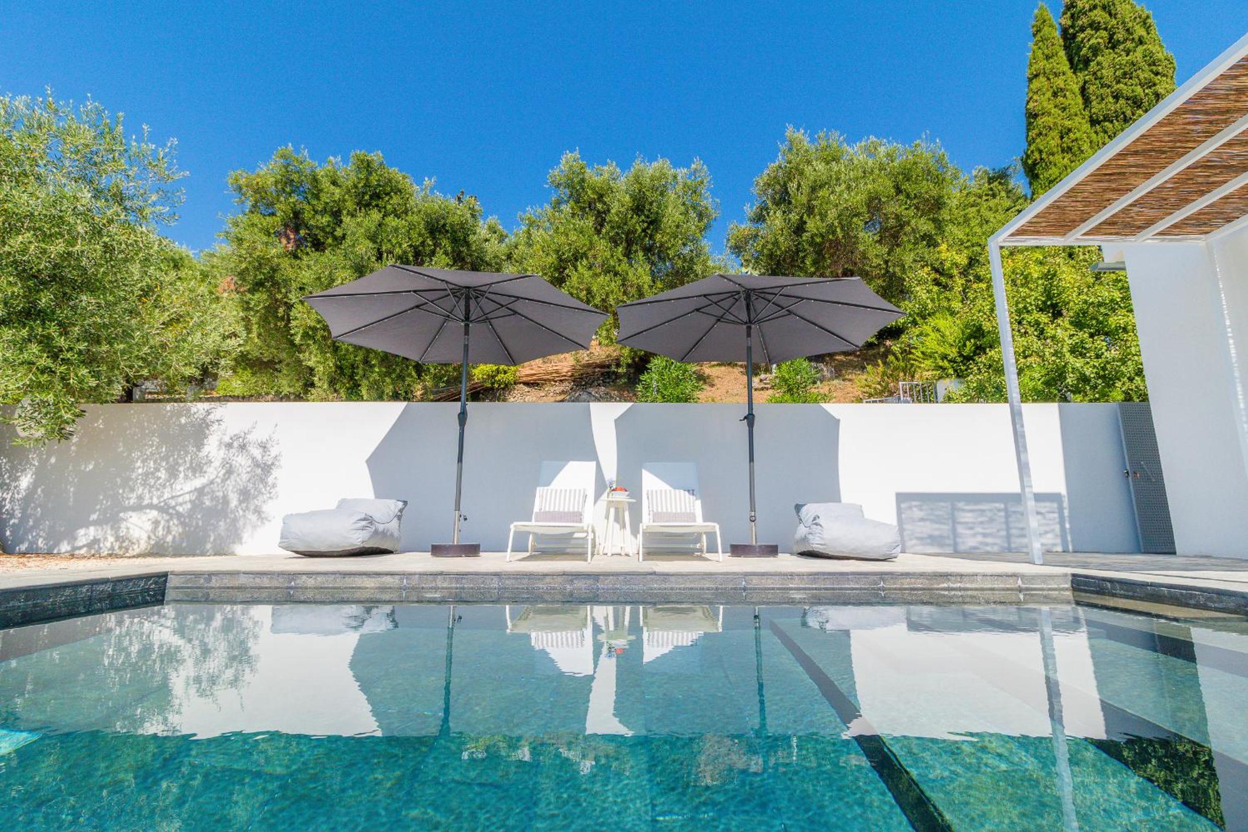 Zoela Corfu - 2 Seperate Houses With Full Privacy