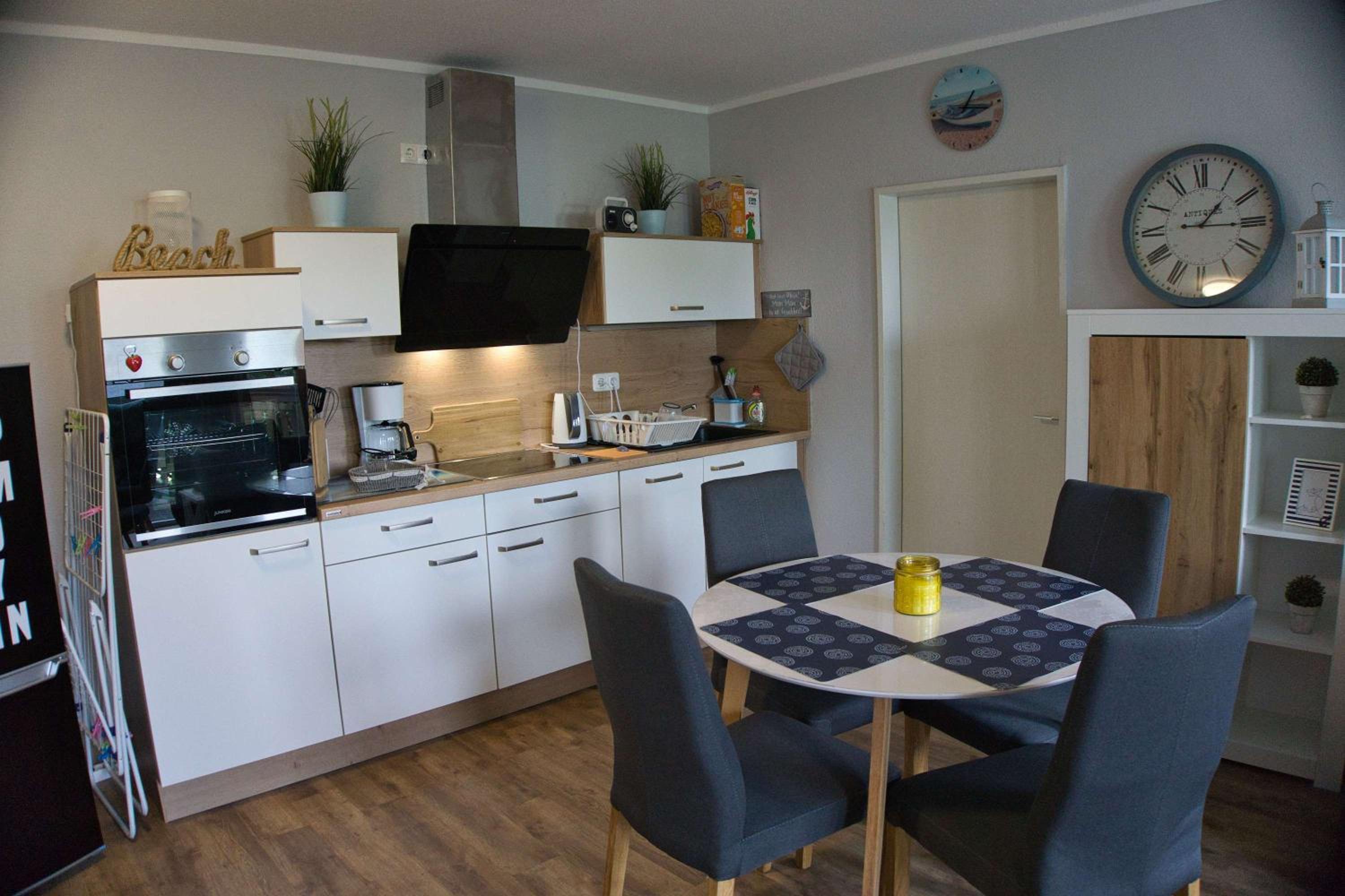 Strandhaus Mönchgut Ferienwohnung 02 mit Sauna und Schwimmbadnutzung im AHOI Sellin