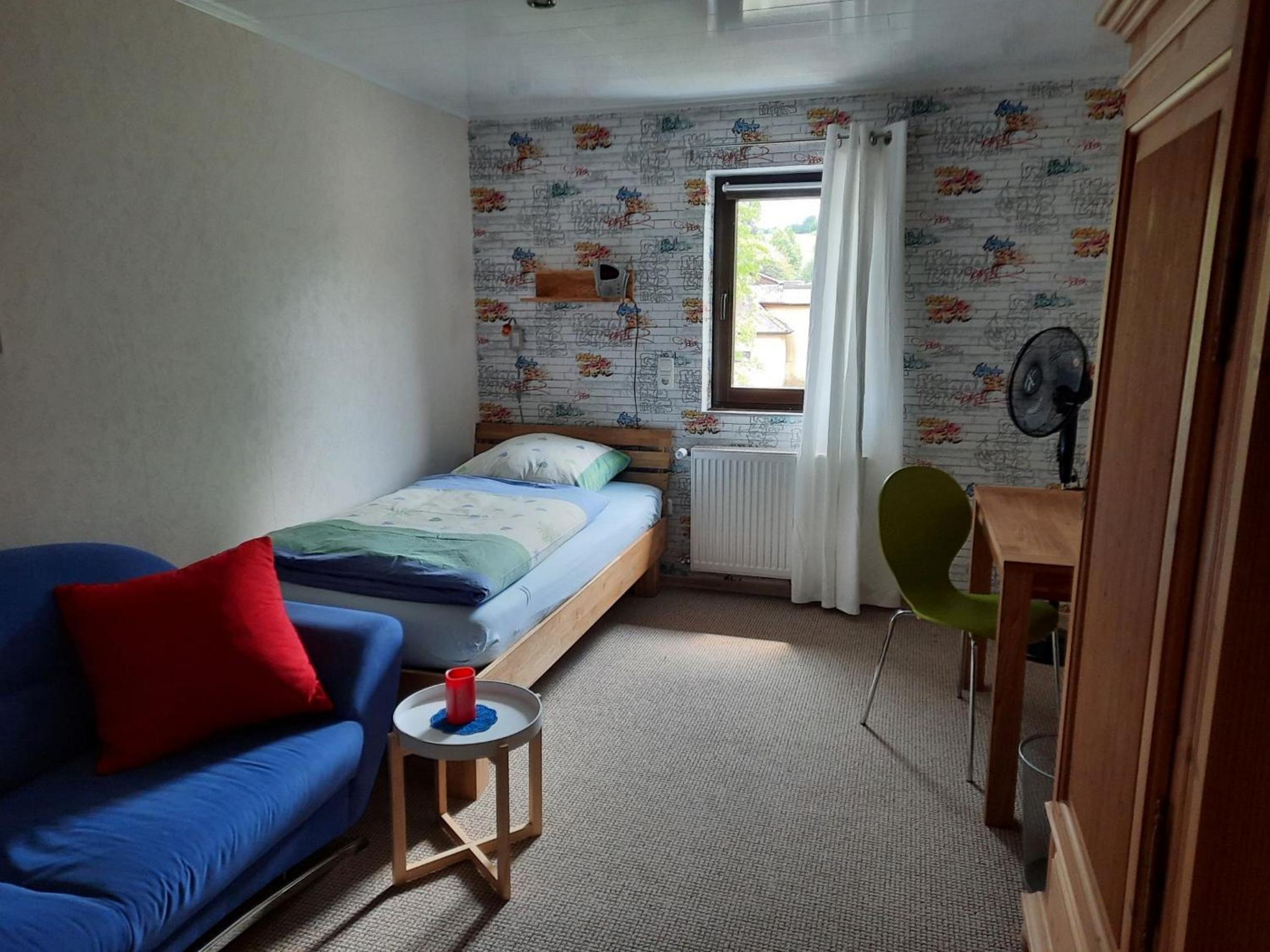 Photo 6