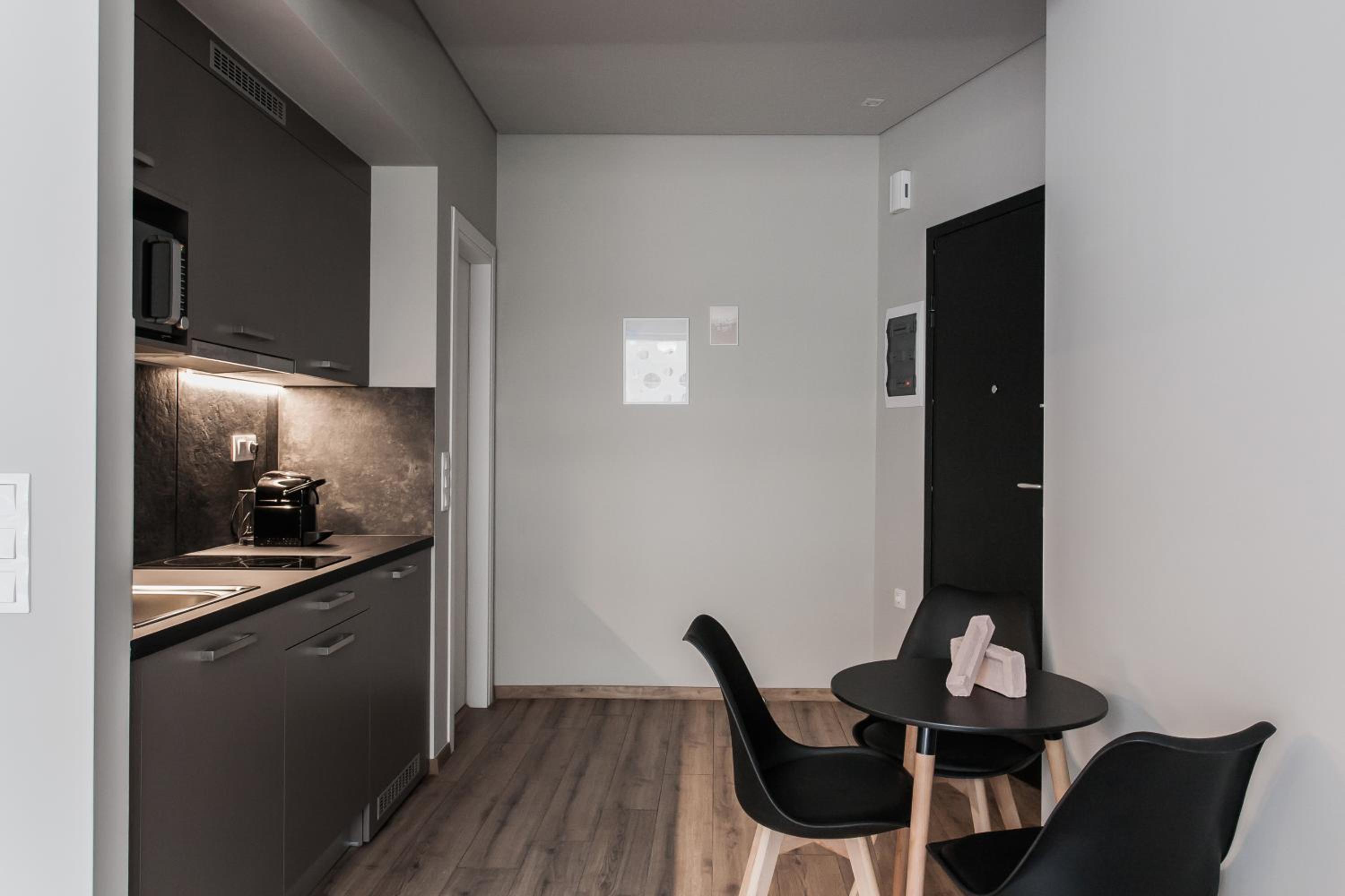 WYZ Athens Apartments by UPSTREET