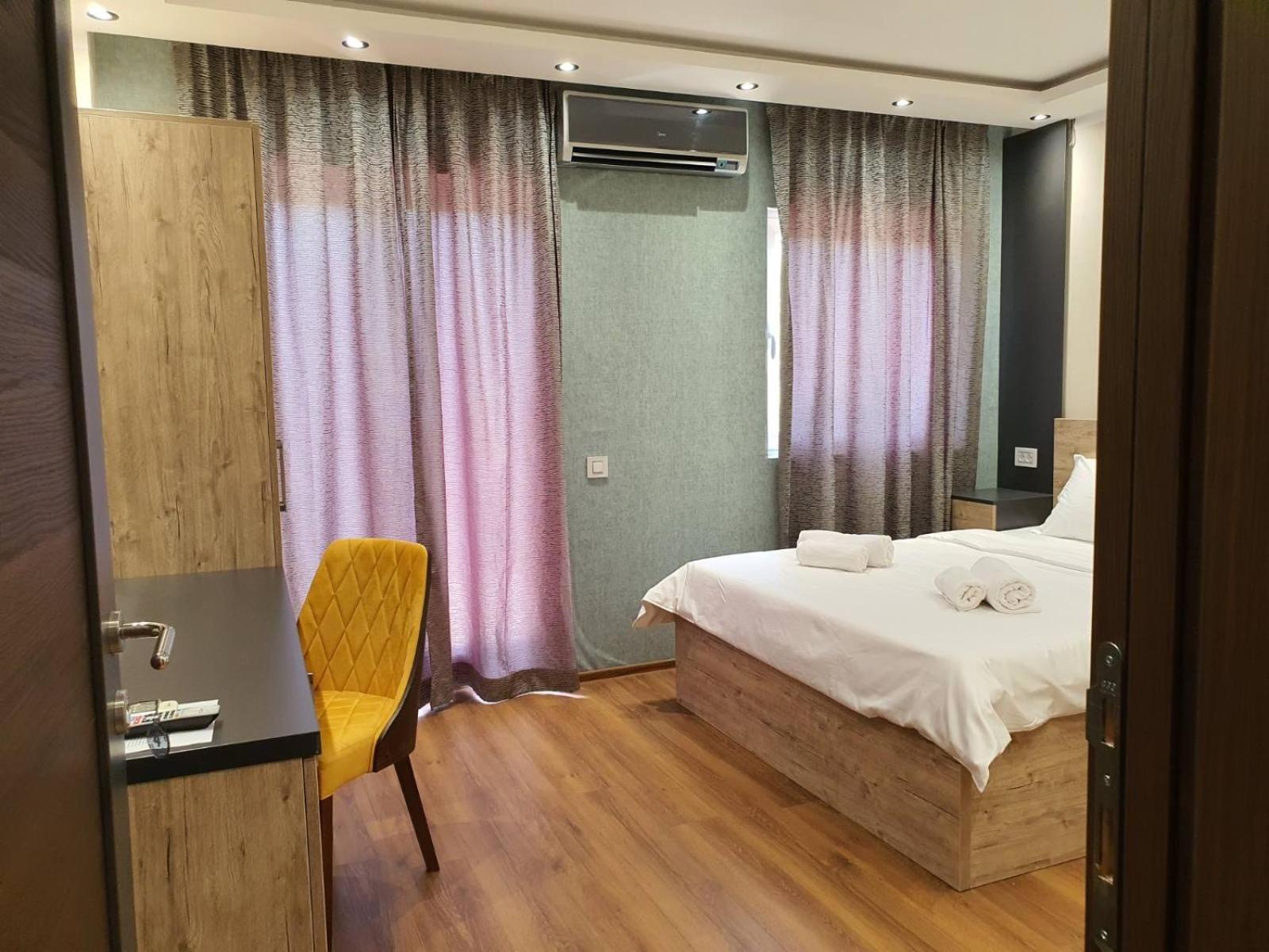 Apartmani Mali vikend view 2