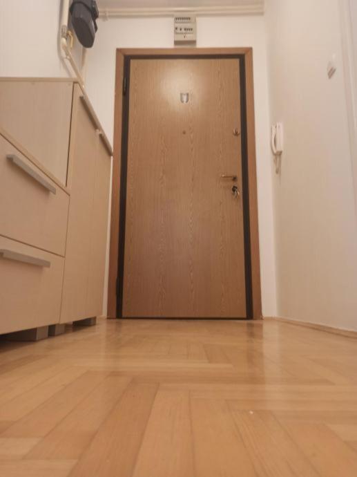 Zagreb LAKE STAR, free parking, aditional option garage parking 15eur view 5
