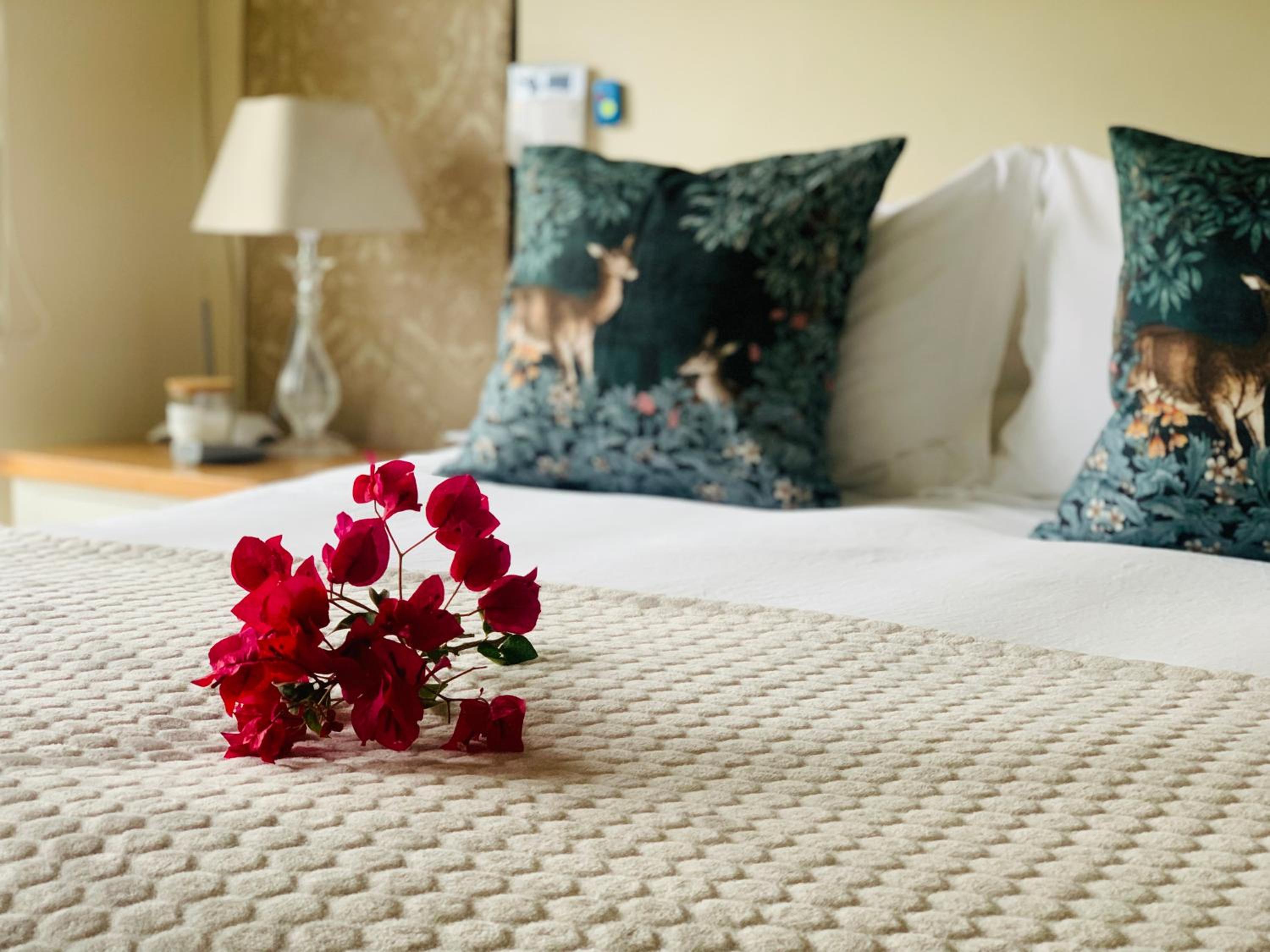 L'Bloom Country House