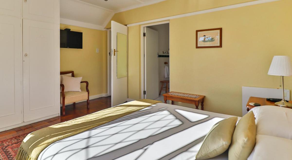 Knightsbury Guest House
