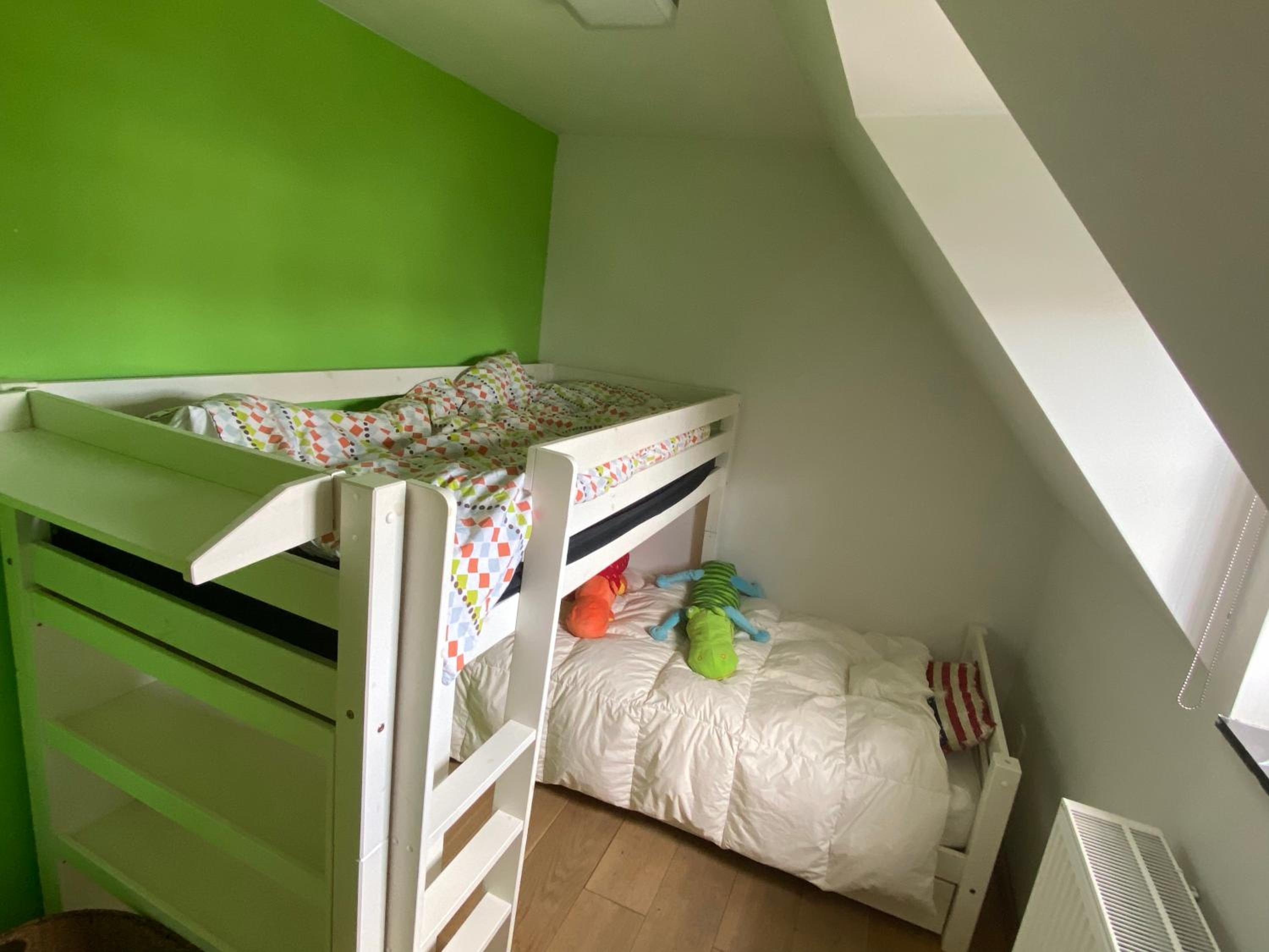 Vakantiehuis in modern begijnhof, 7 min van strand