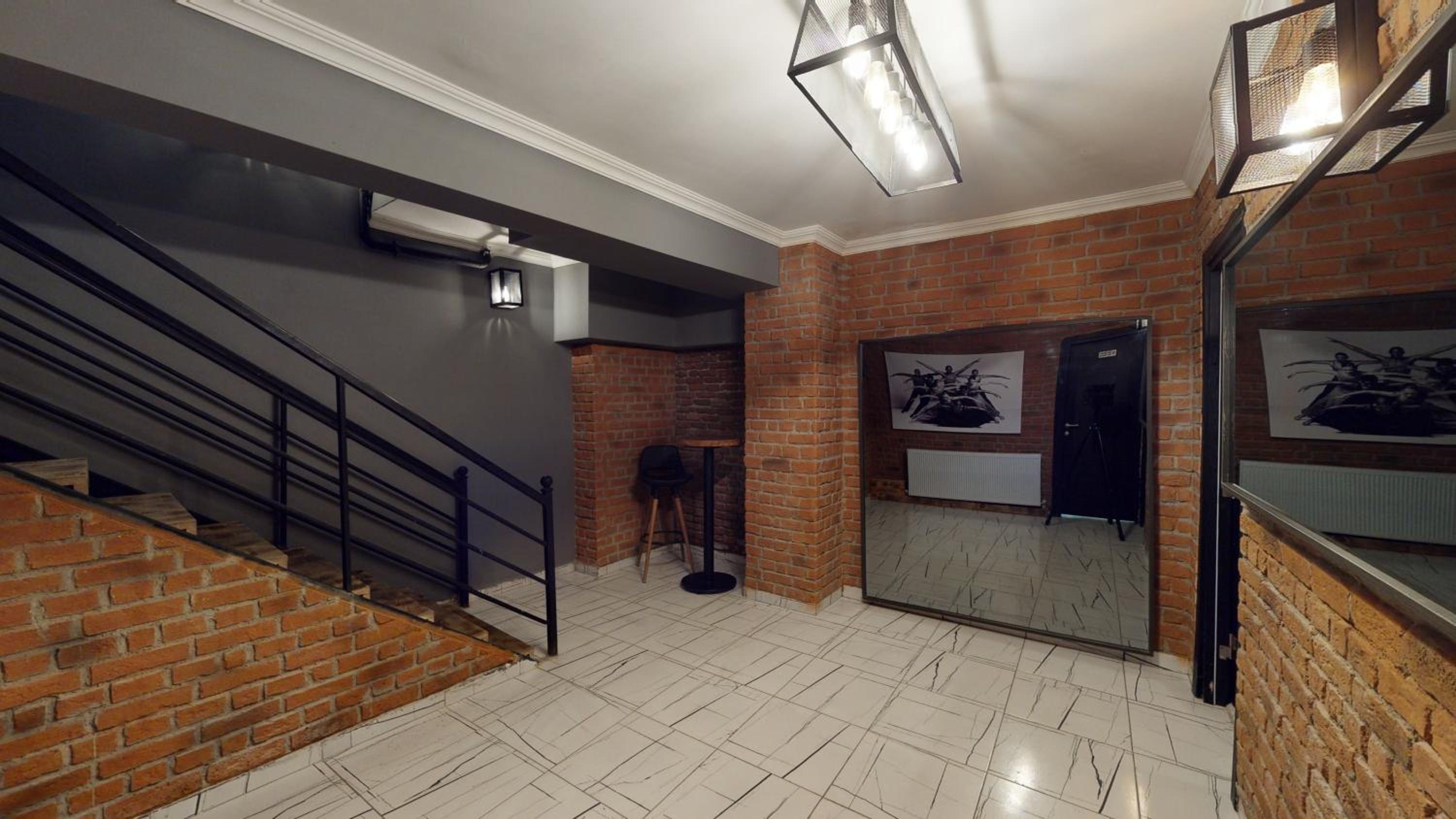 The Wolf Otel - Image 15