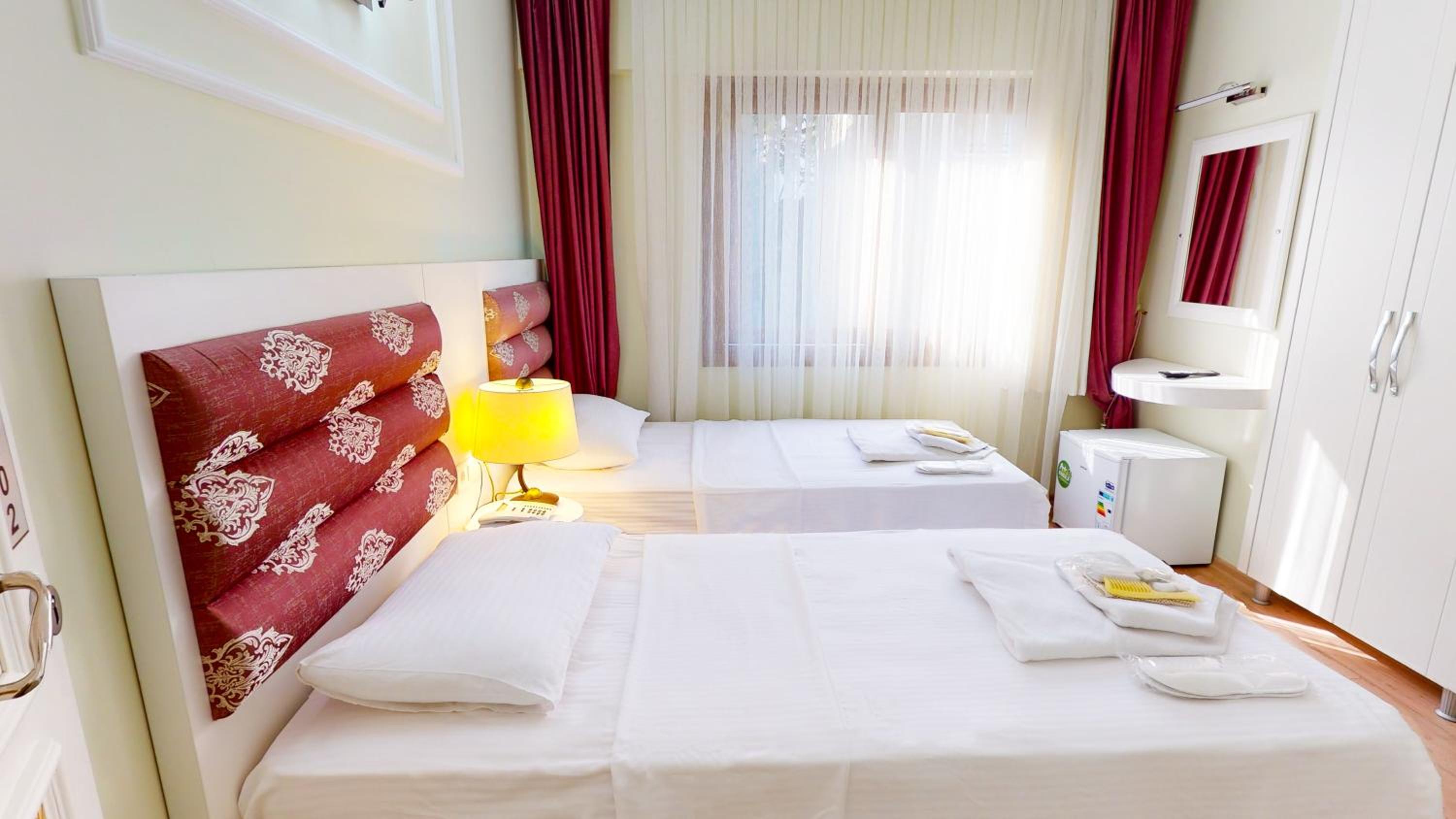 The Wolf Otel - Image 52