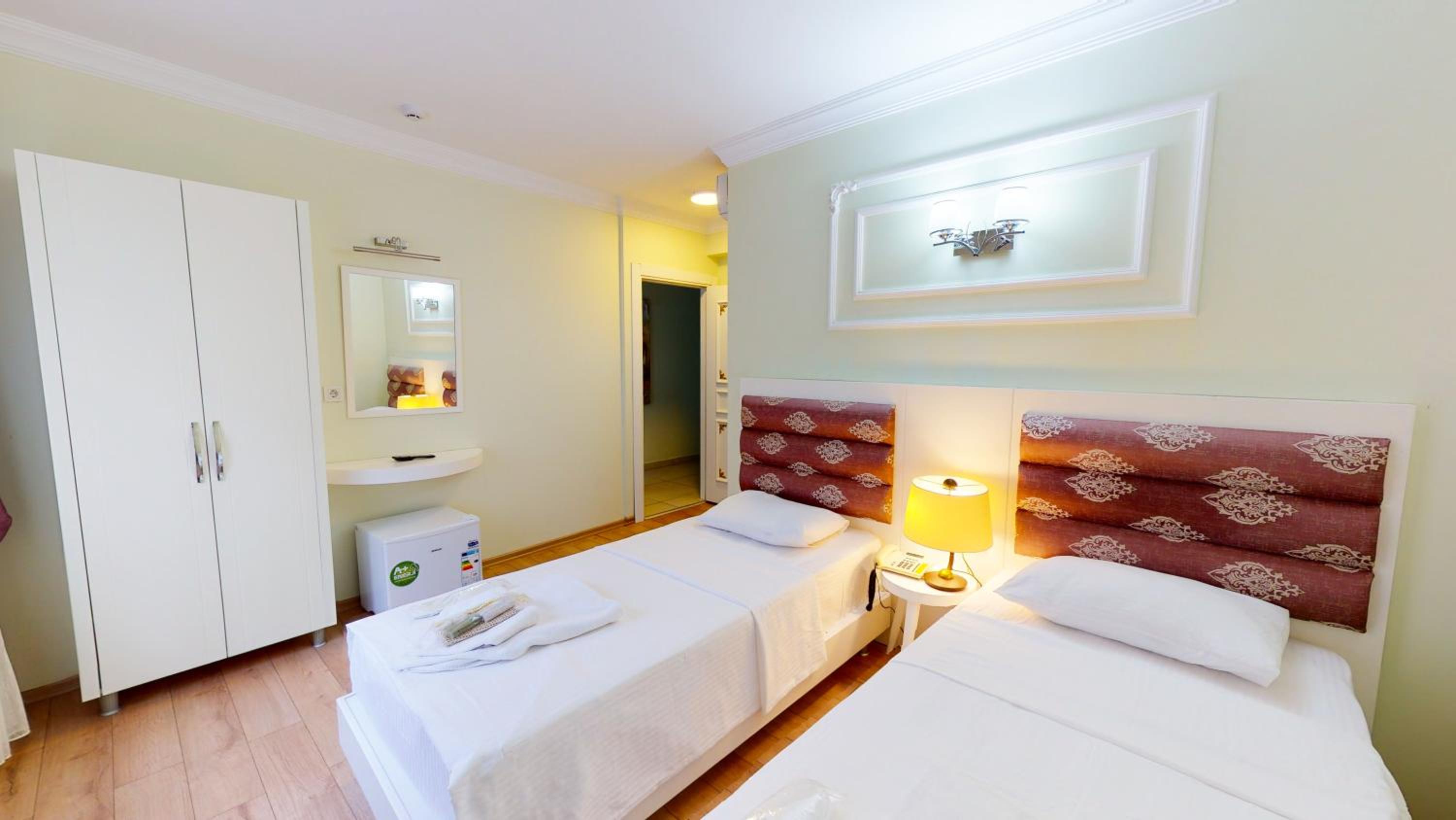 The Wolf Otel - Image 54