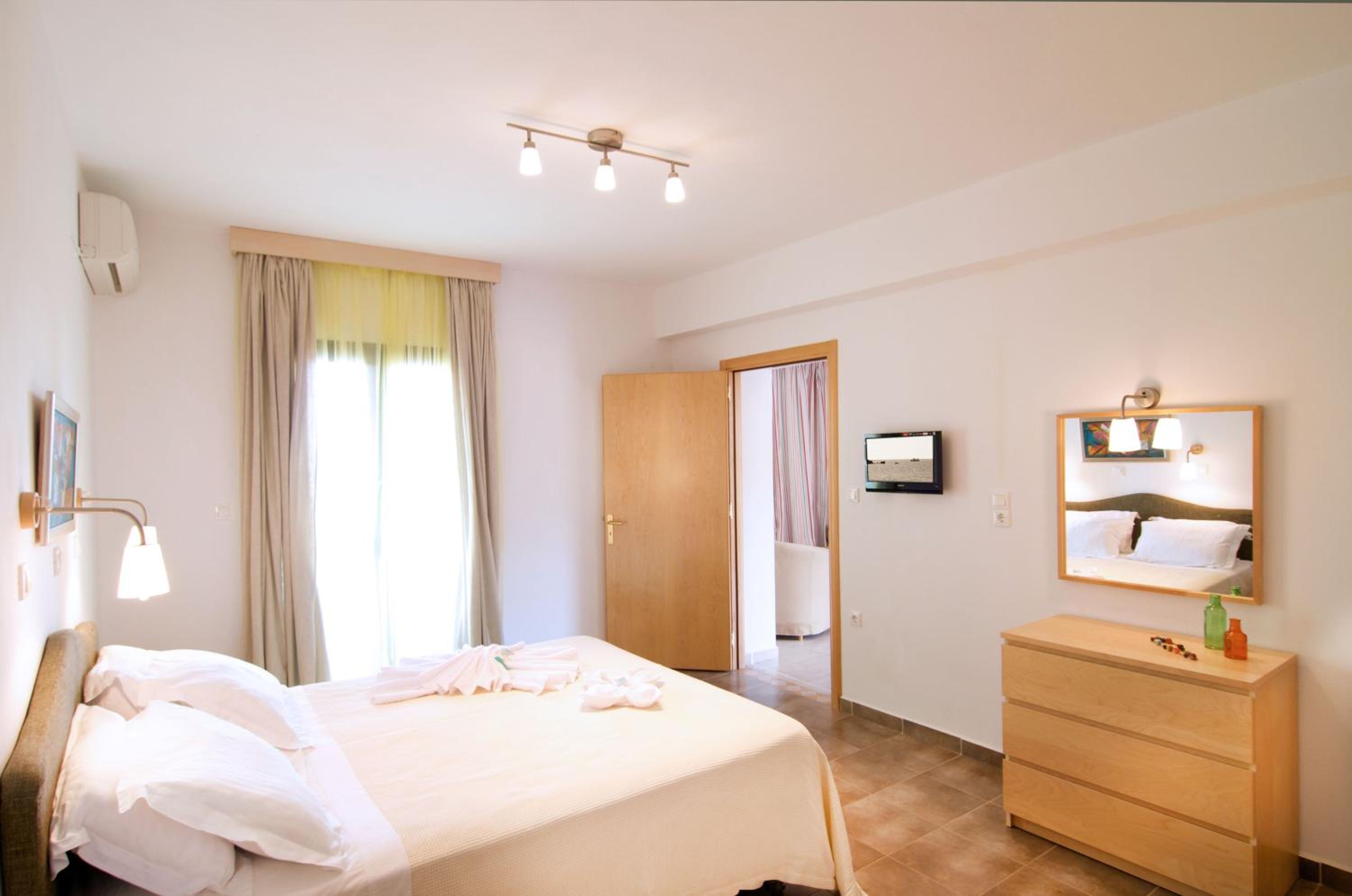 Miraluna Aparthotel