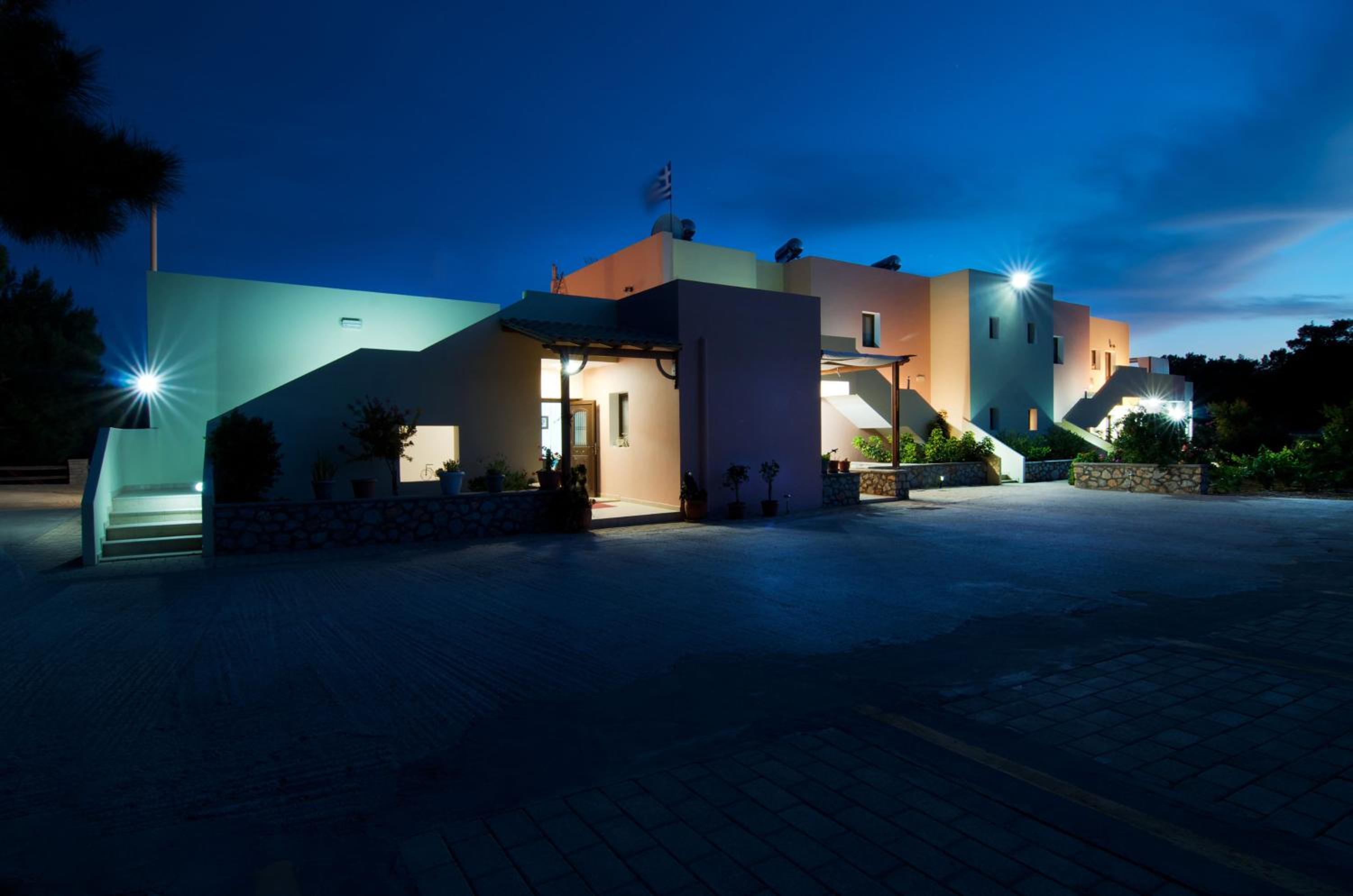Miraluna Aparthotel