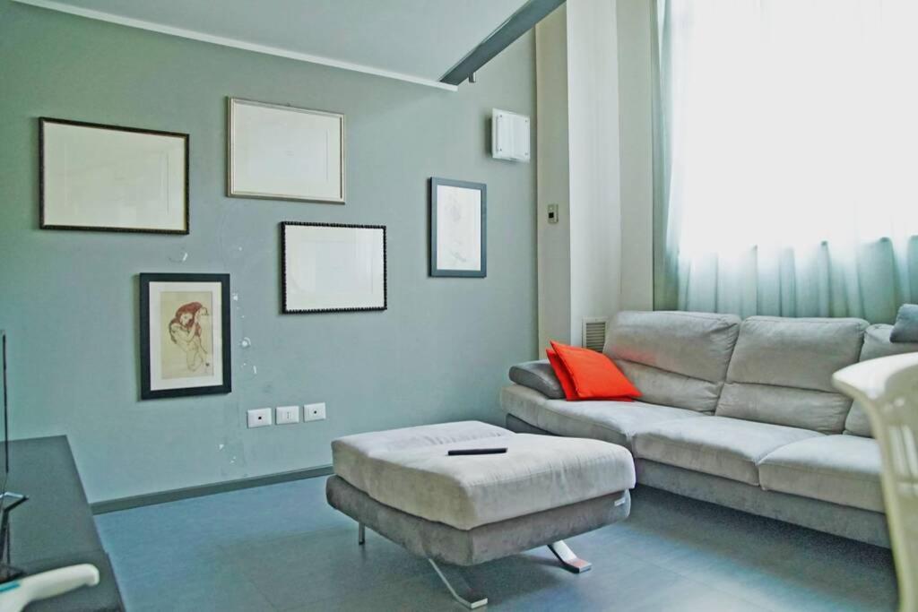Urban House - Nice Loft Navigli Milan Restyled!