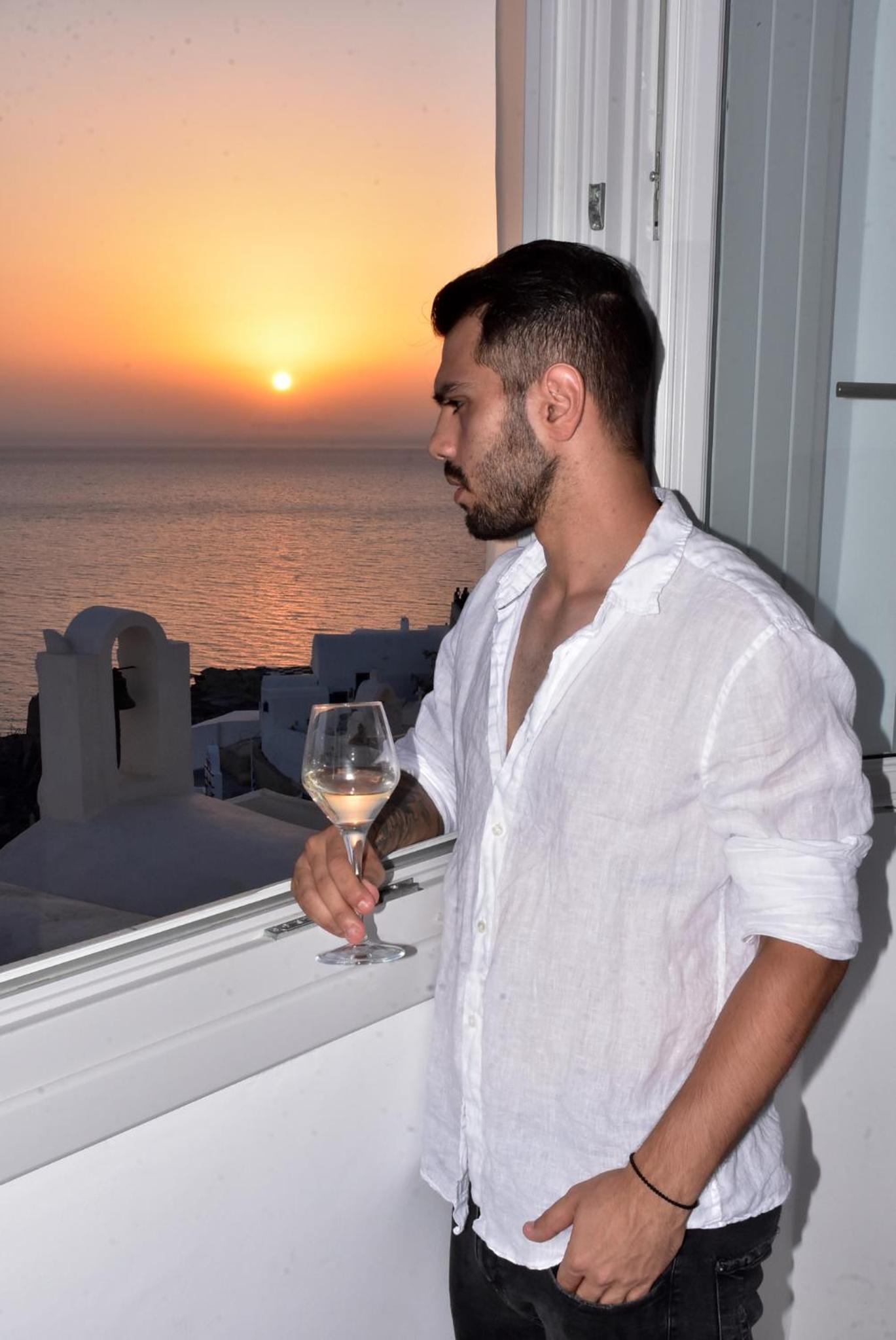Sole d'oro Sunset & Caldera View Grand Suite