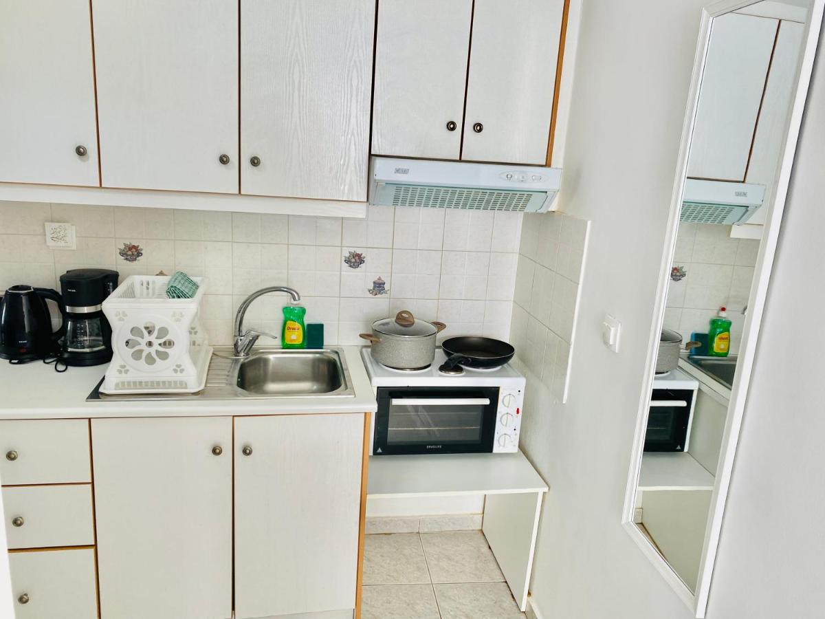 Korona Beach Apartments I Sea View Studio photo 4