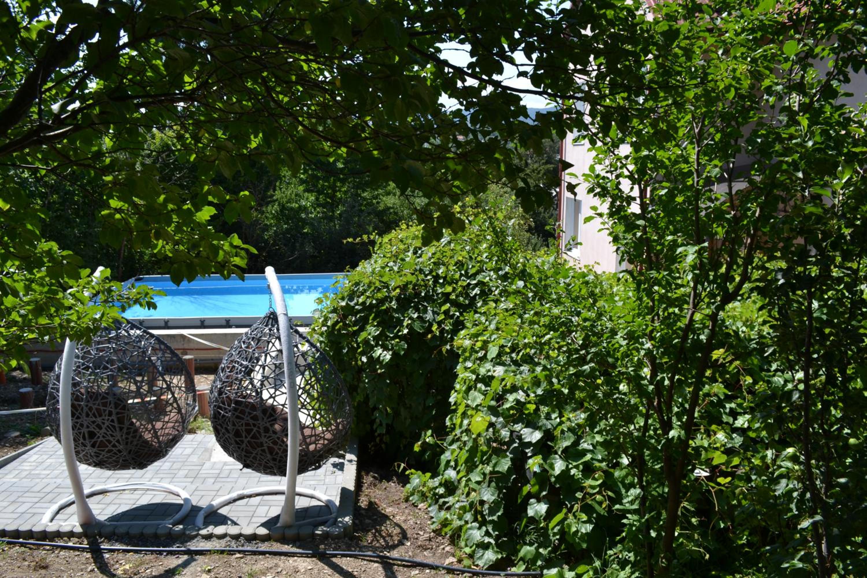 Guest House at Lesya Ukrainka view 5