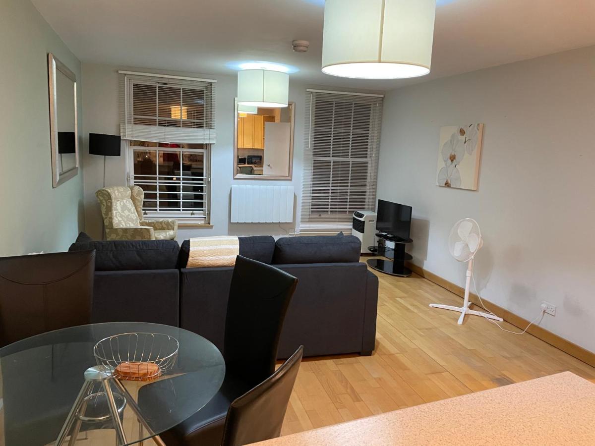 GREENWICH CENTRE NKY APARTMENT