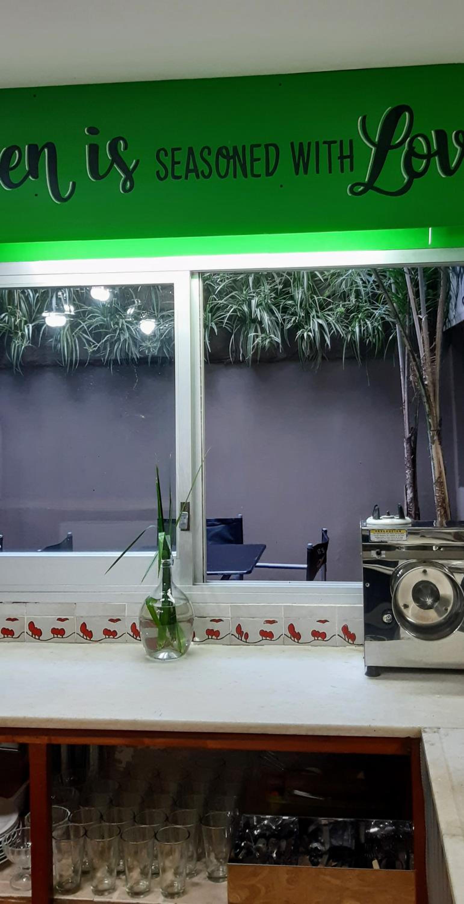 Bucanaan hostel boutique