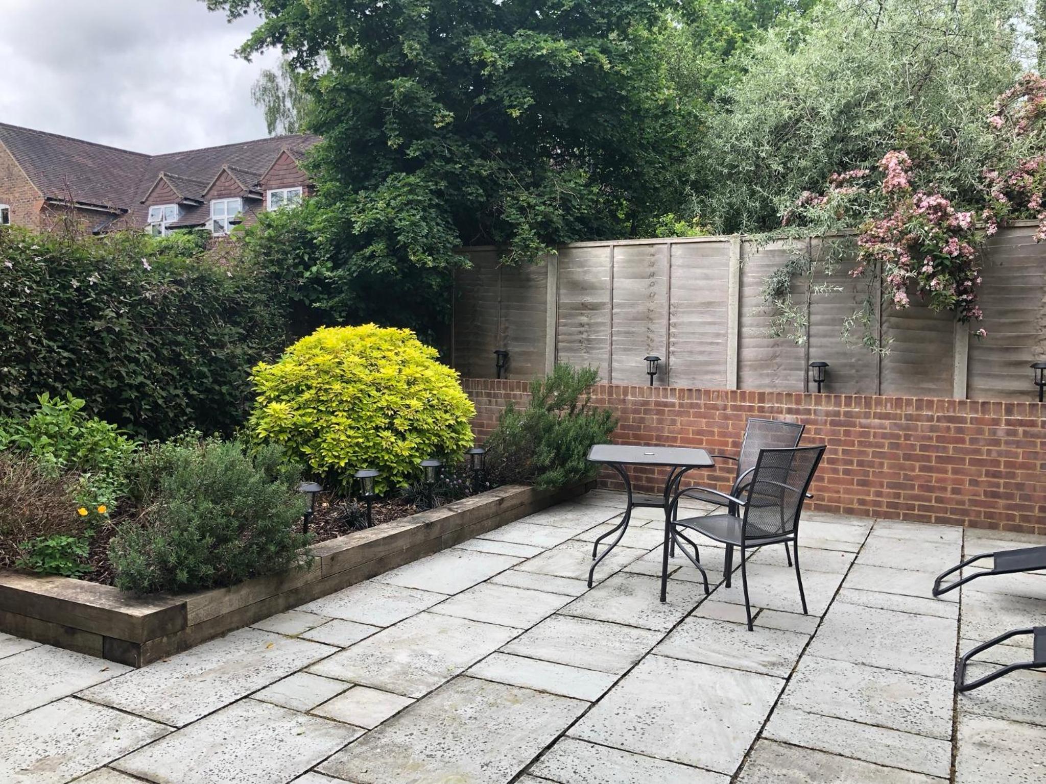 Idyllic Studio Flat view 2