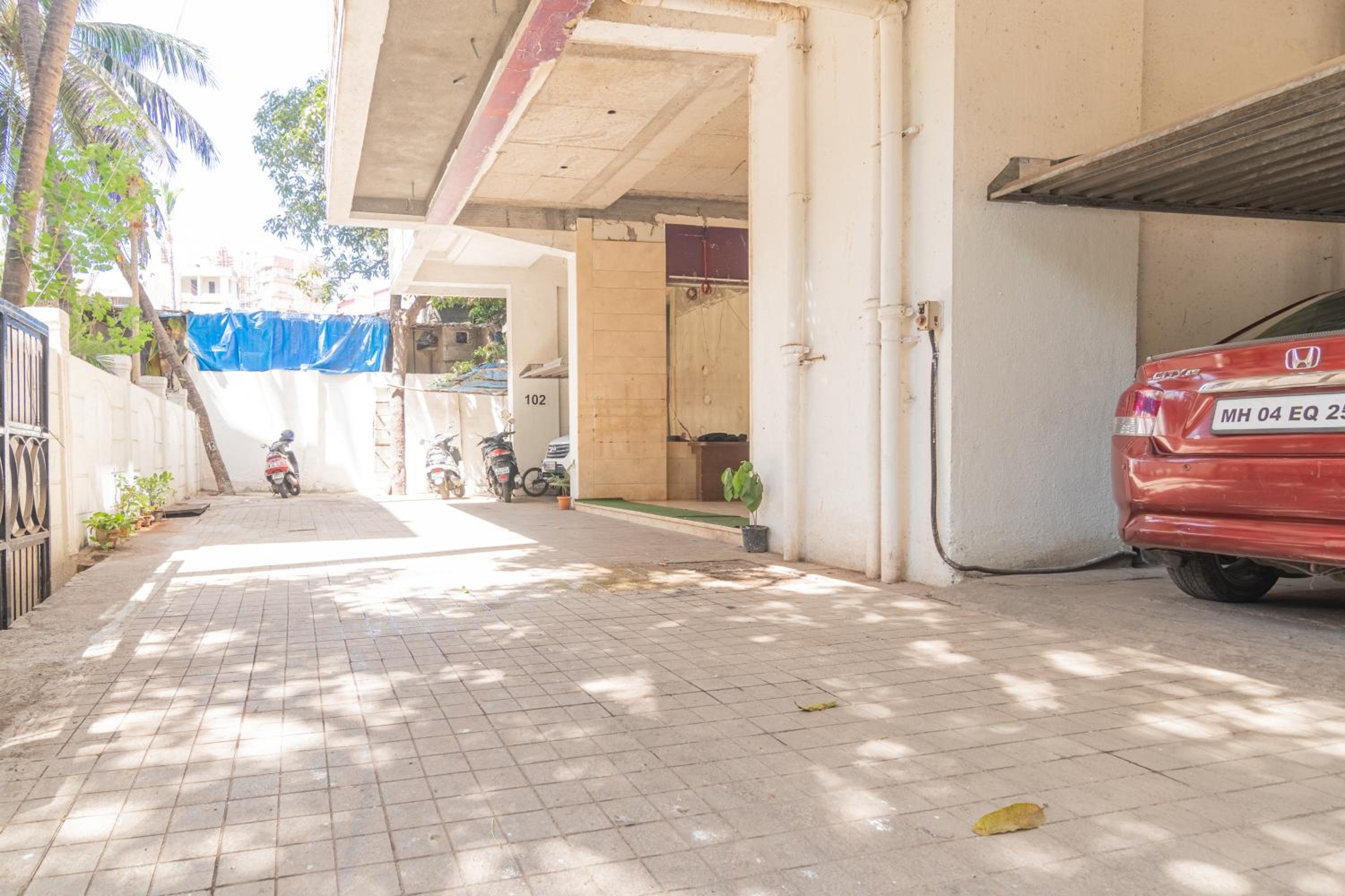 OSI Apartments Carter's Road Bandra West view 5