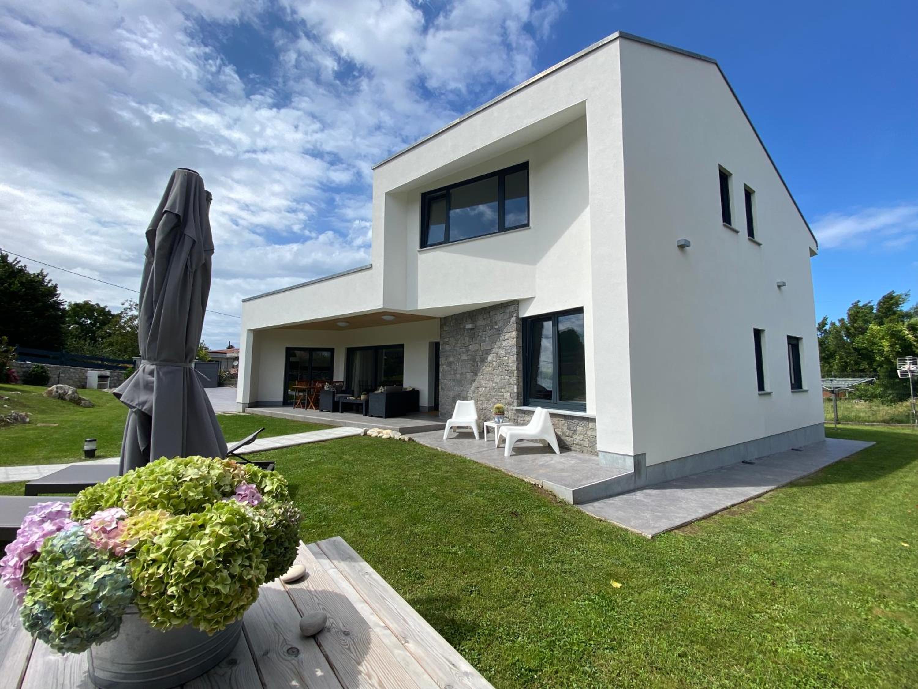 La llosina Vivienda Vacacional alquiler íntegro photo 1