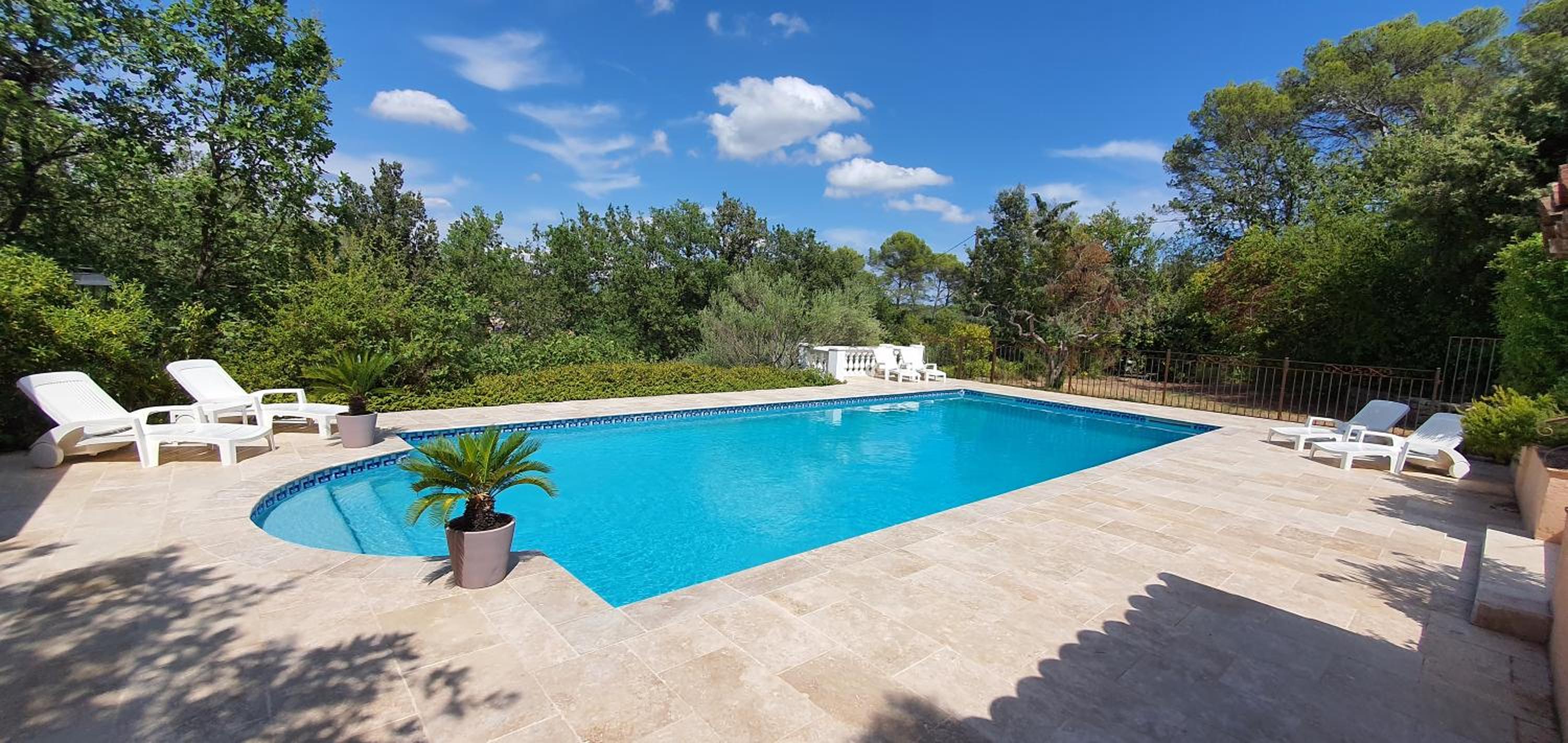 Villa Lei Rore view 2