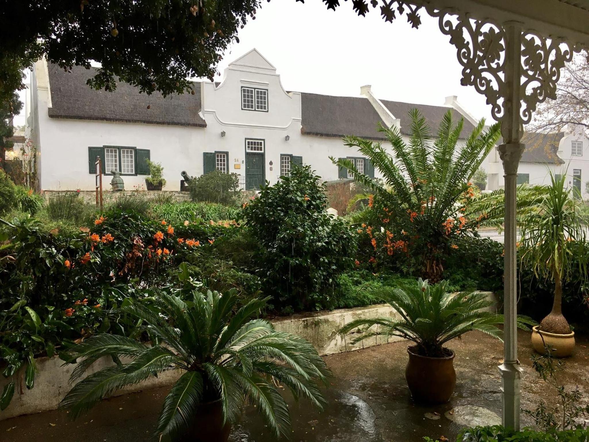 Tulbagh Country Guest House - Cape Dutch Quarters view 5